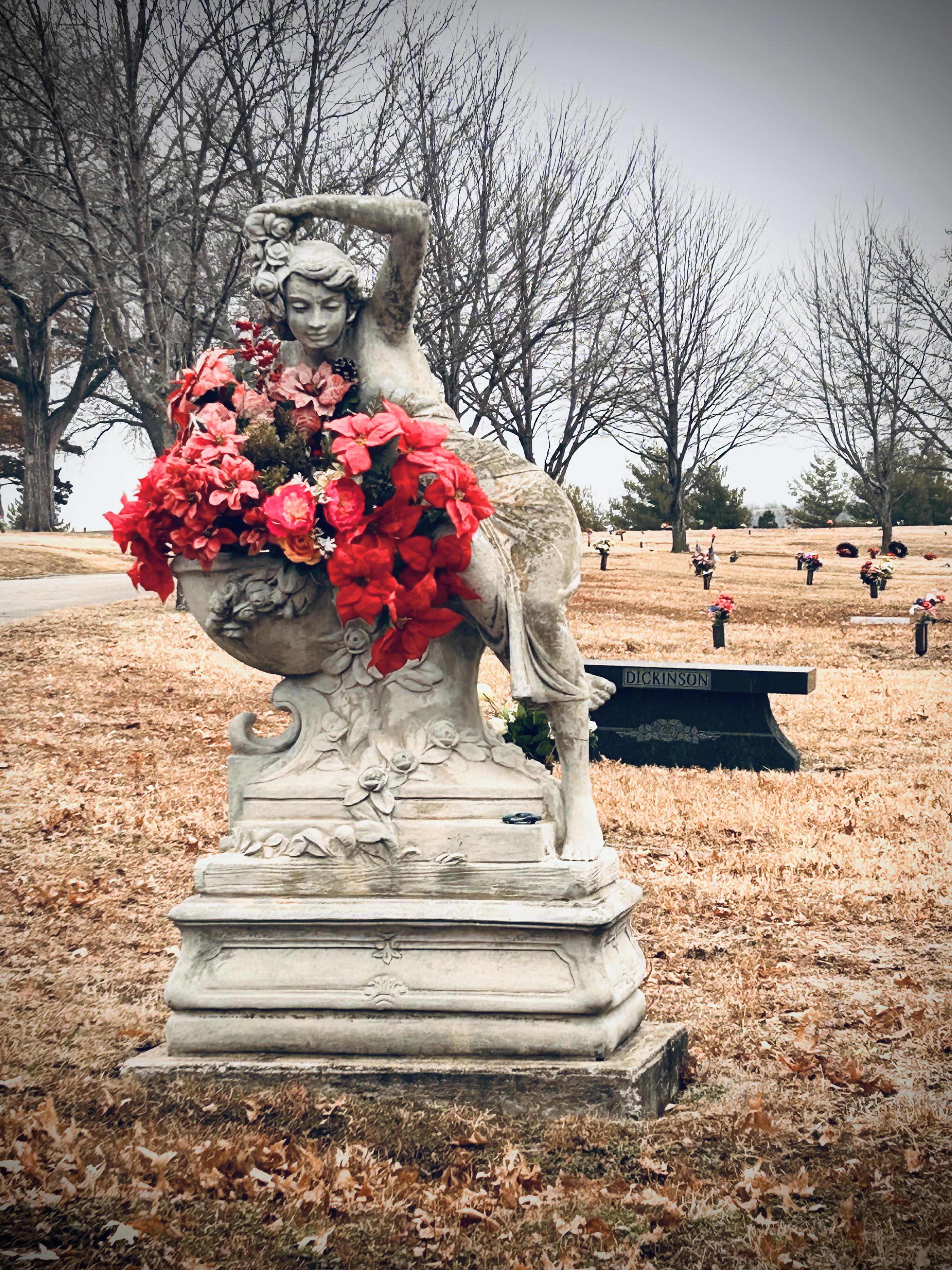 Mount Moriah Cemetery Kansas City, MO r/CemeteryPorn