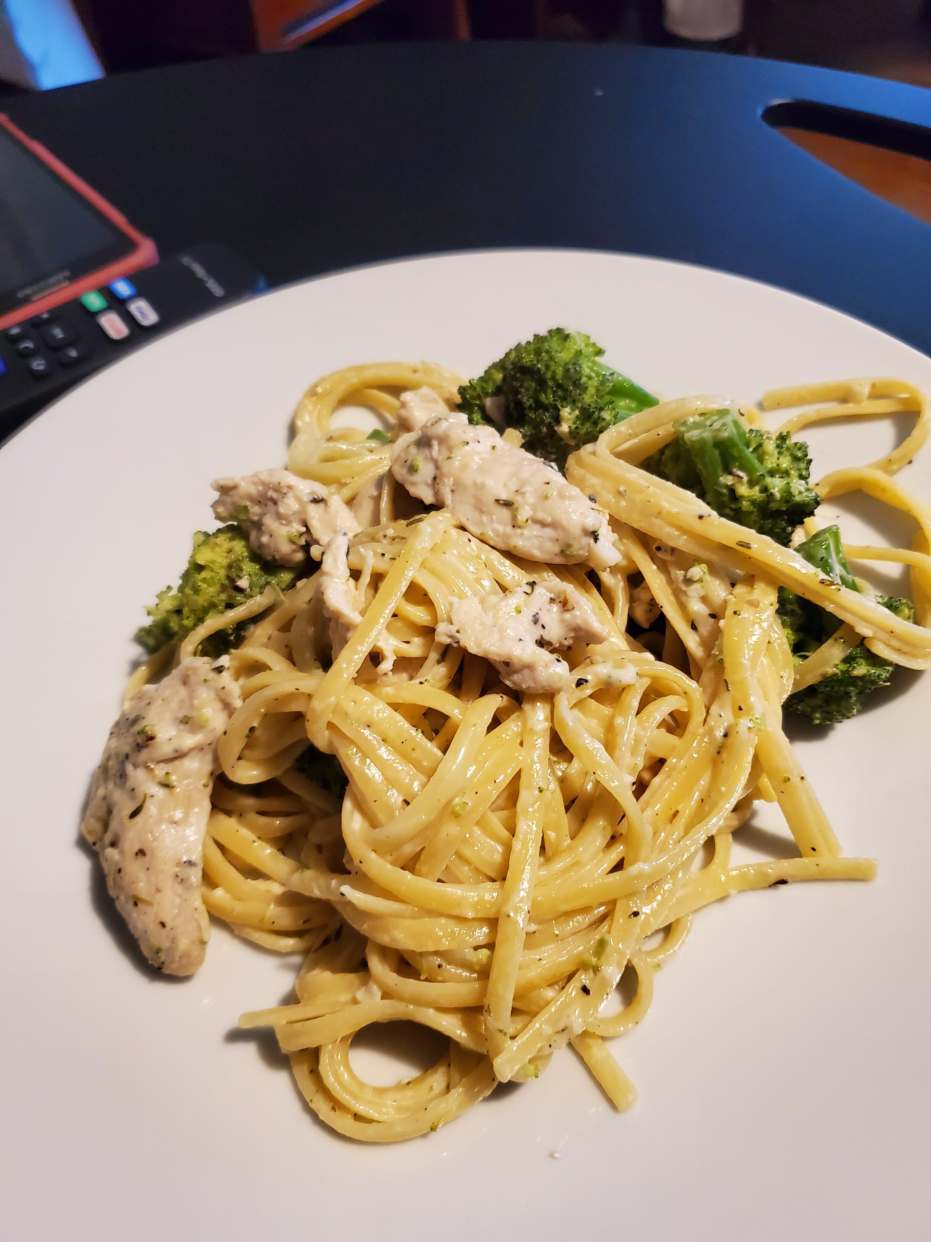 Every Plate Lemon Thyme Chicken Linguine [Good but dry.. had to add a