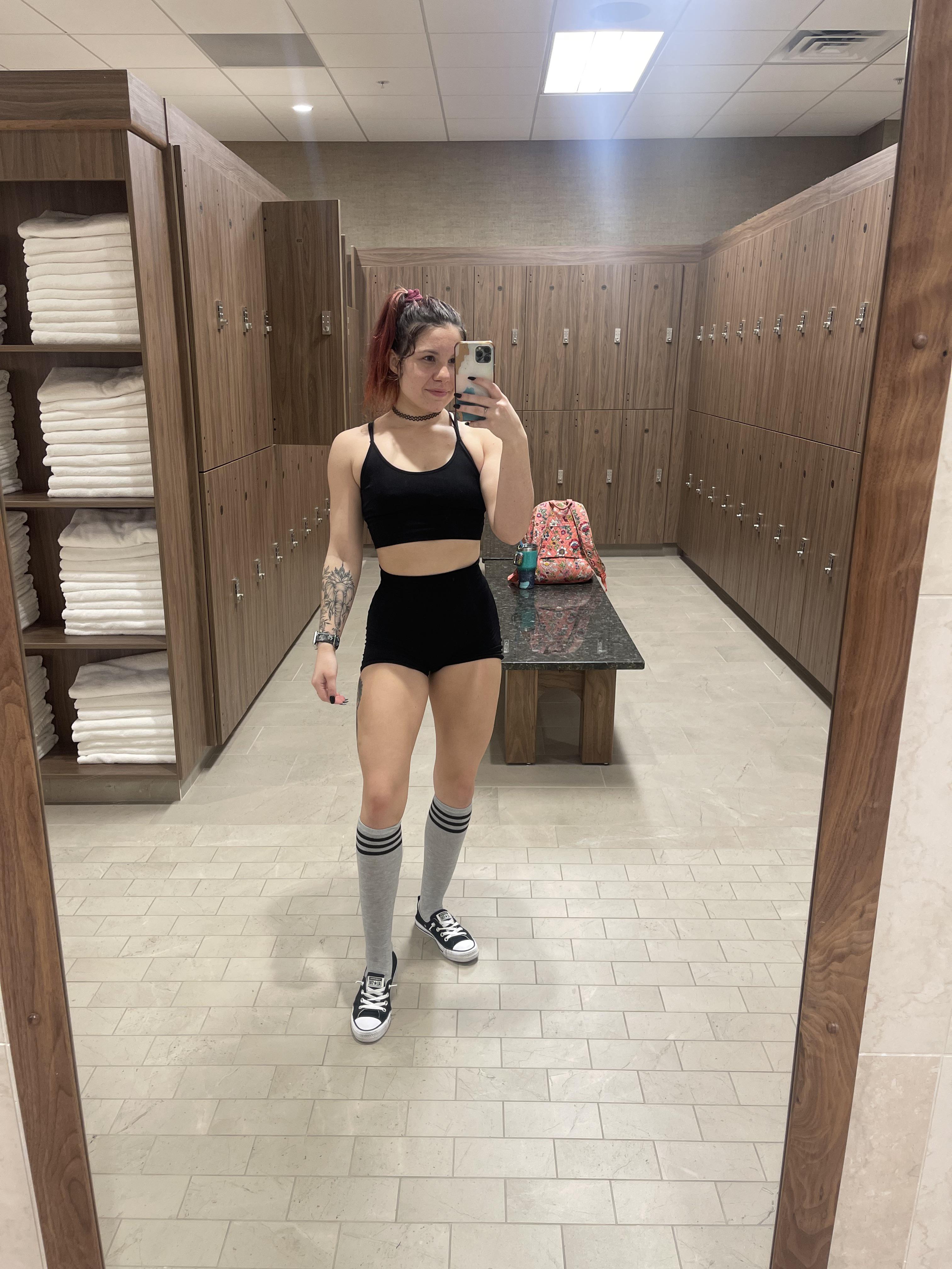 Disneyy Rose (u/disneyyrose13) - Reddit