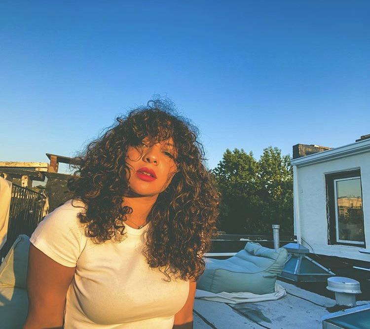 Emmy award winner Jasmine Cephas Jones 😍 r/ladyladyboners