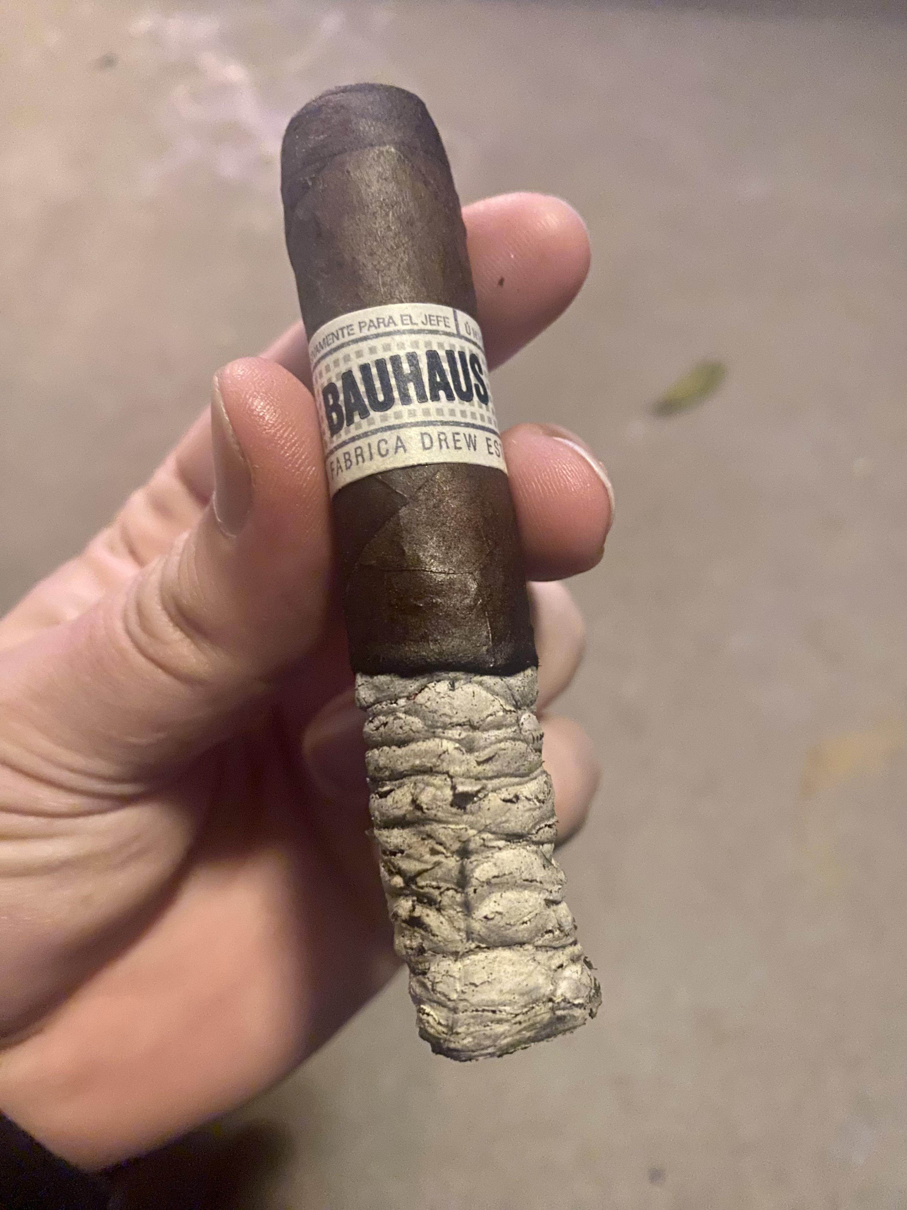 Liga Privada Bauhaus r/cigars