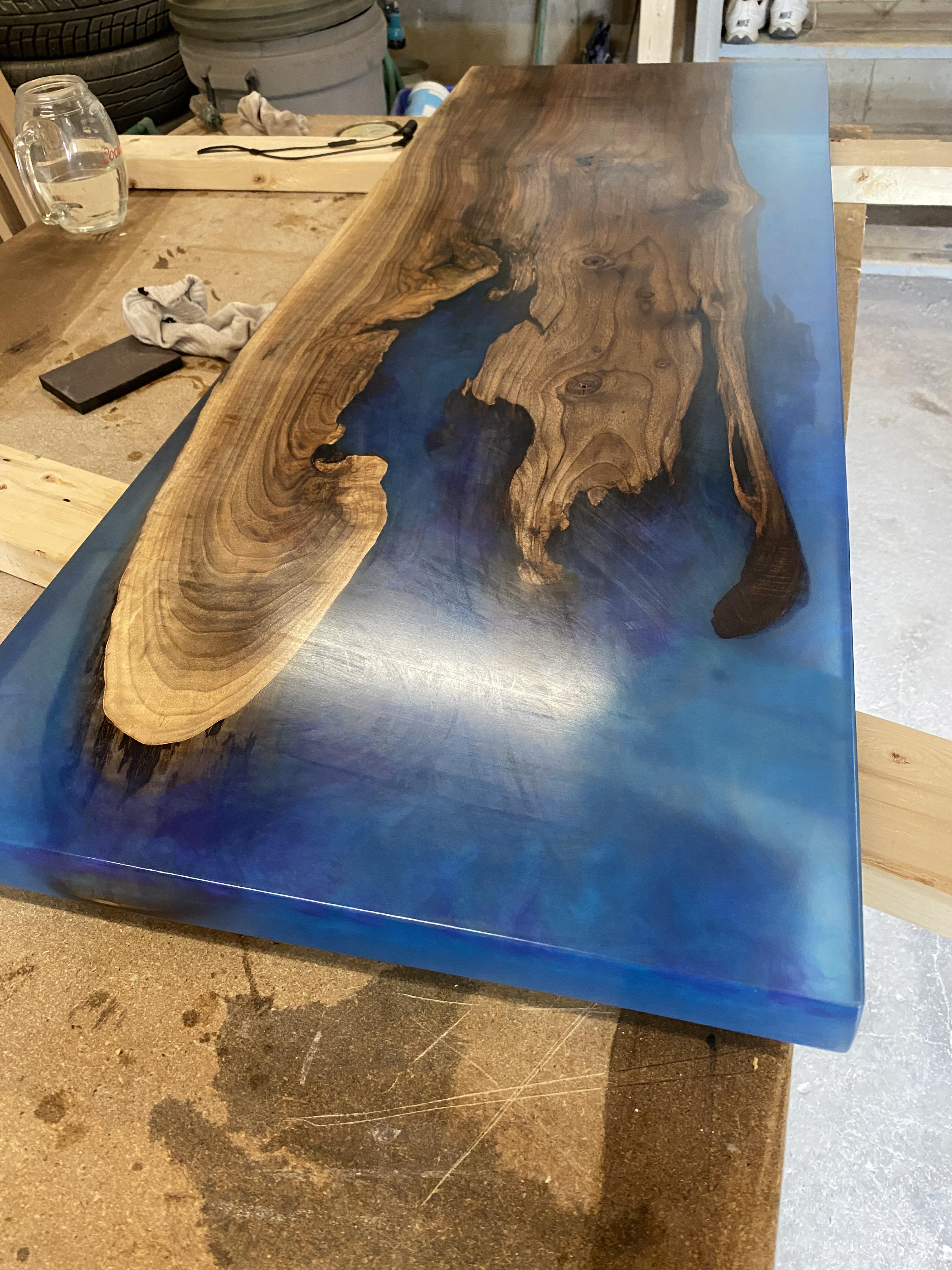 How to fix (streaks) someone please help ( r/epoxy