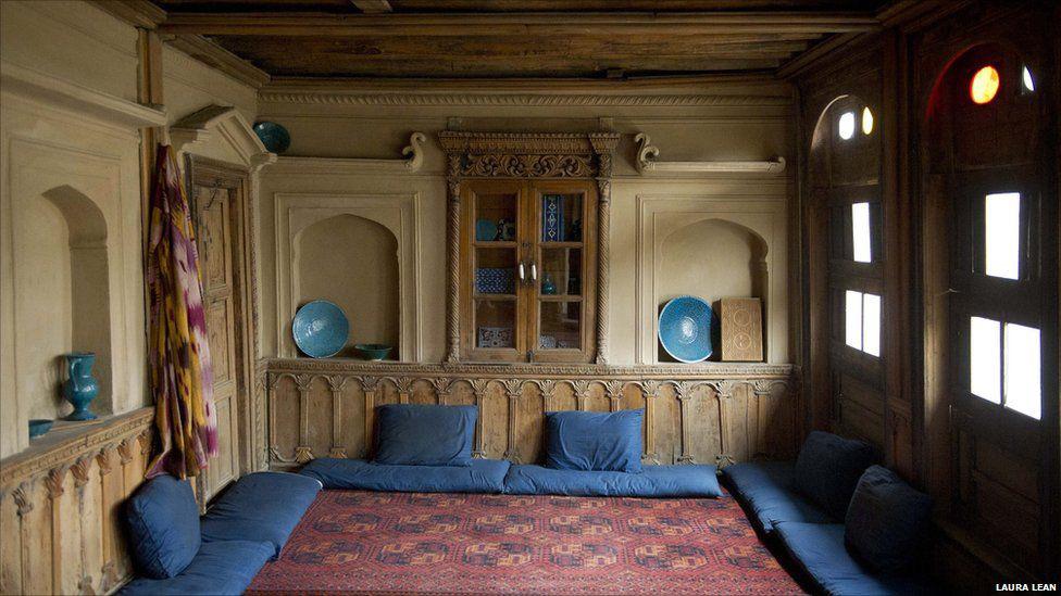 Kabul, Restoration of traditional houses in the historic asheqan wa arefan distric. architecture