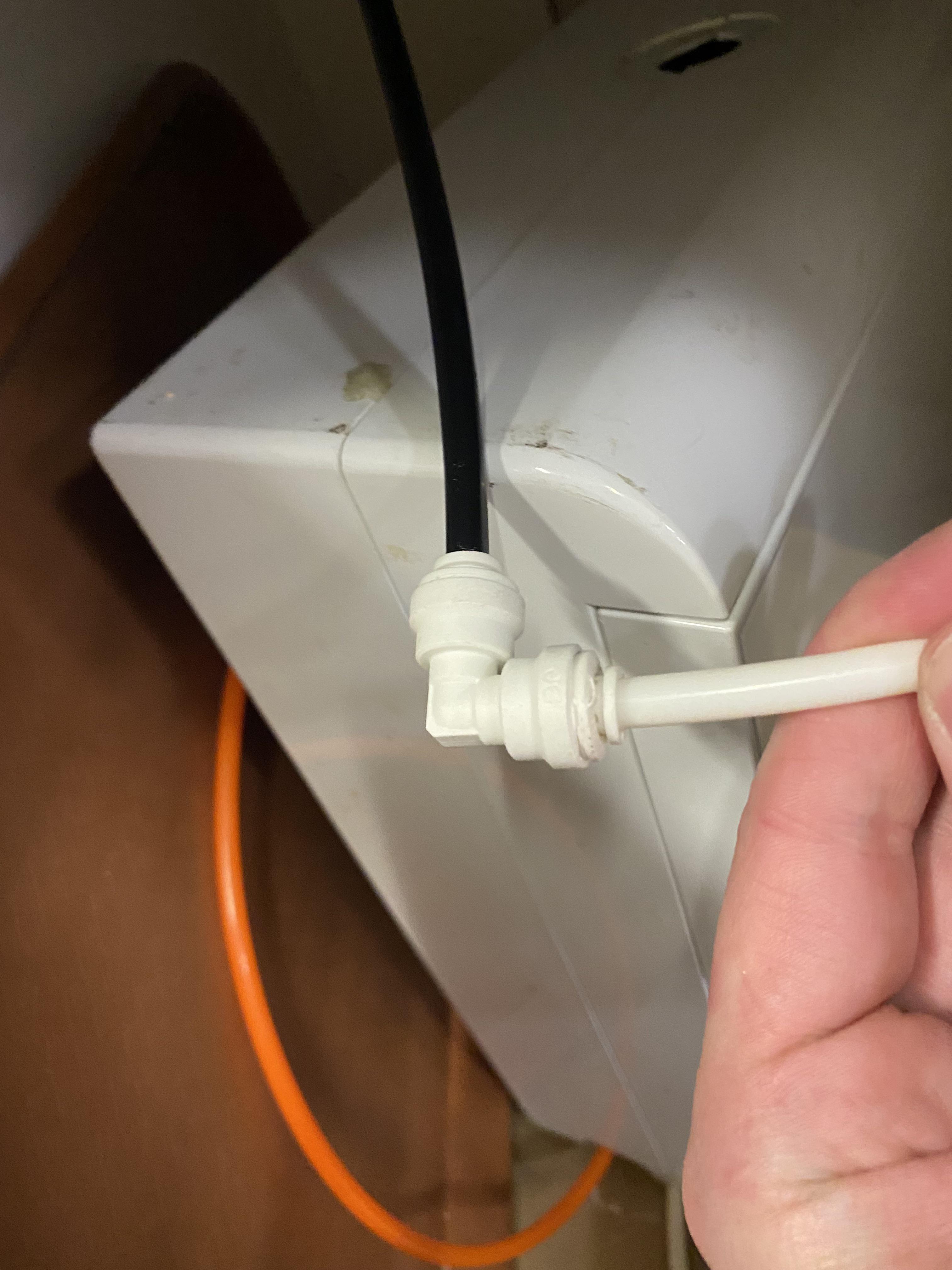 What is this called? Specifically the fitting where you plug in the