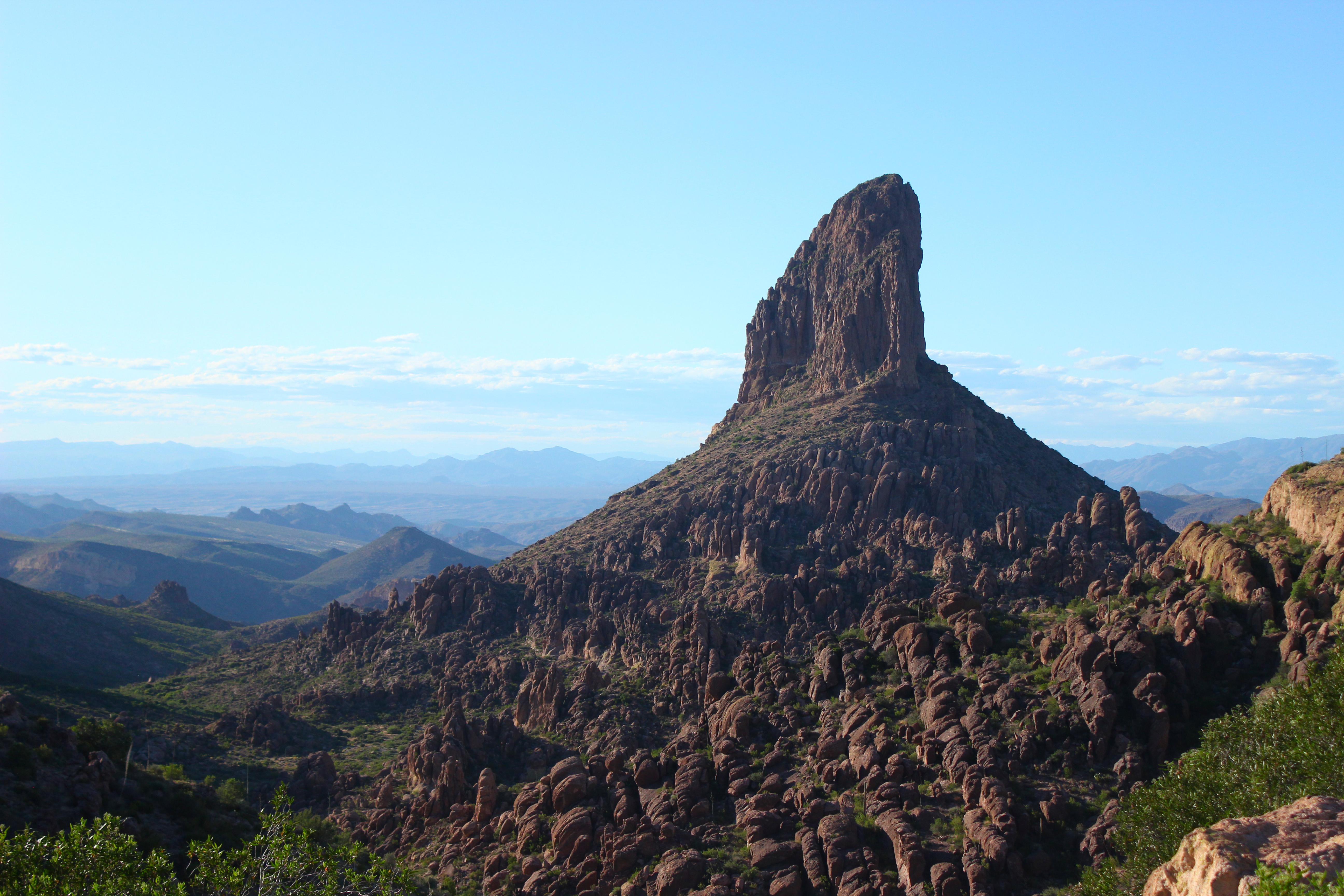Weaver's Needle, Arizona [5184x3456] [OC] r/EarthPorn