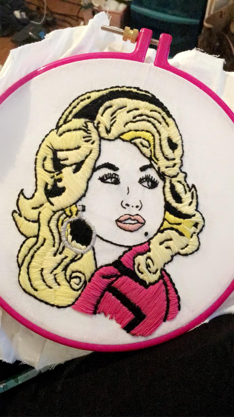 A little Dolly Parton hand embroidery I attempted!! r/Embroidery
