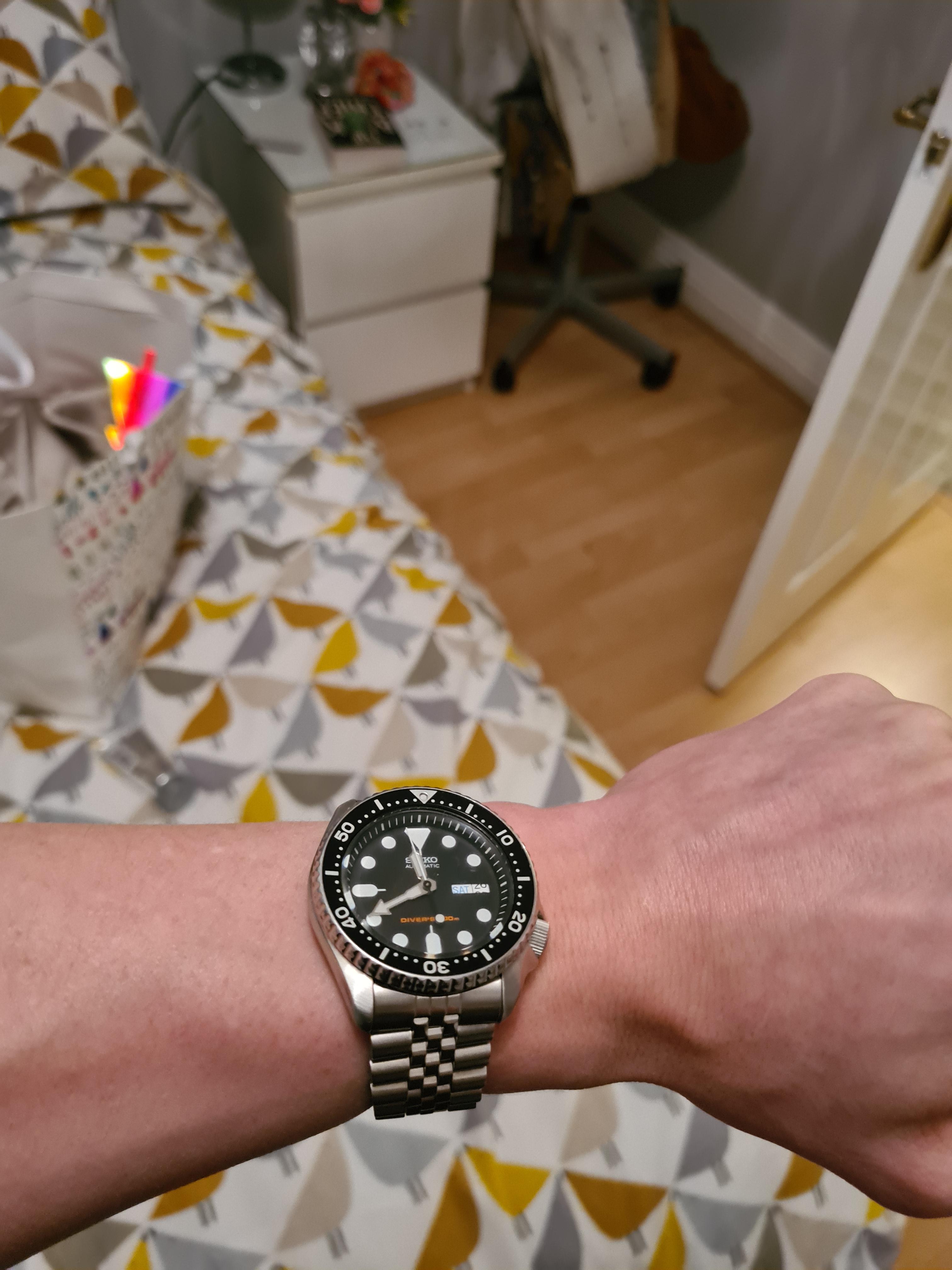 Top 45+ imagen seiko skx small wrist Thptnganamst.edu.vn