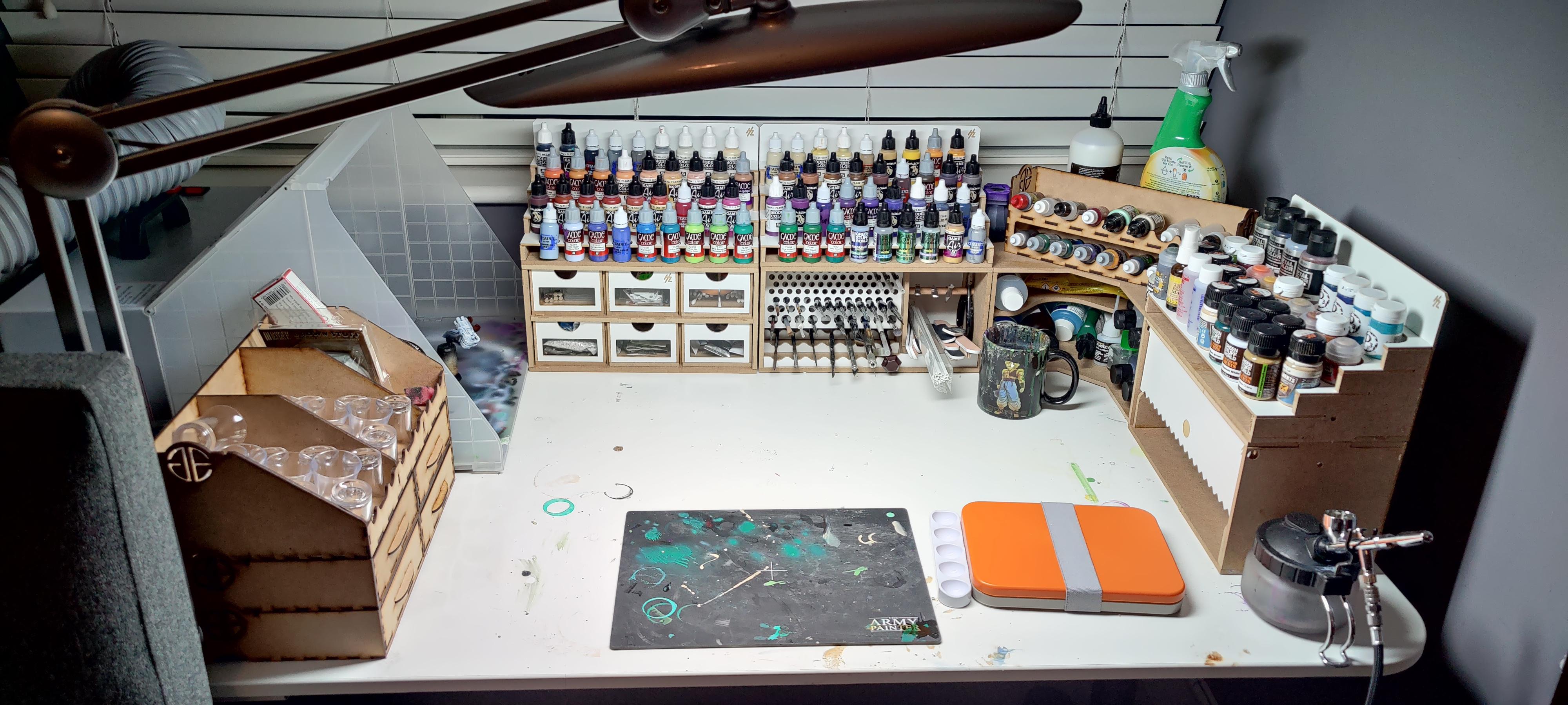 My new hobby station! r/minipainting
