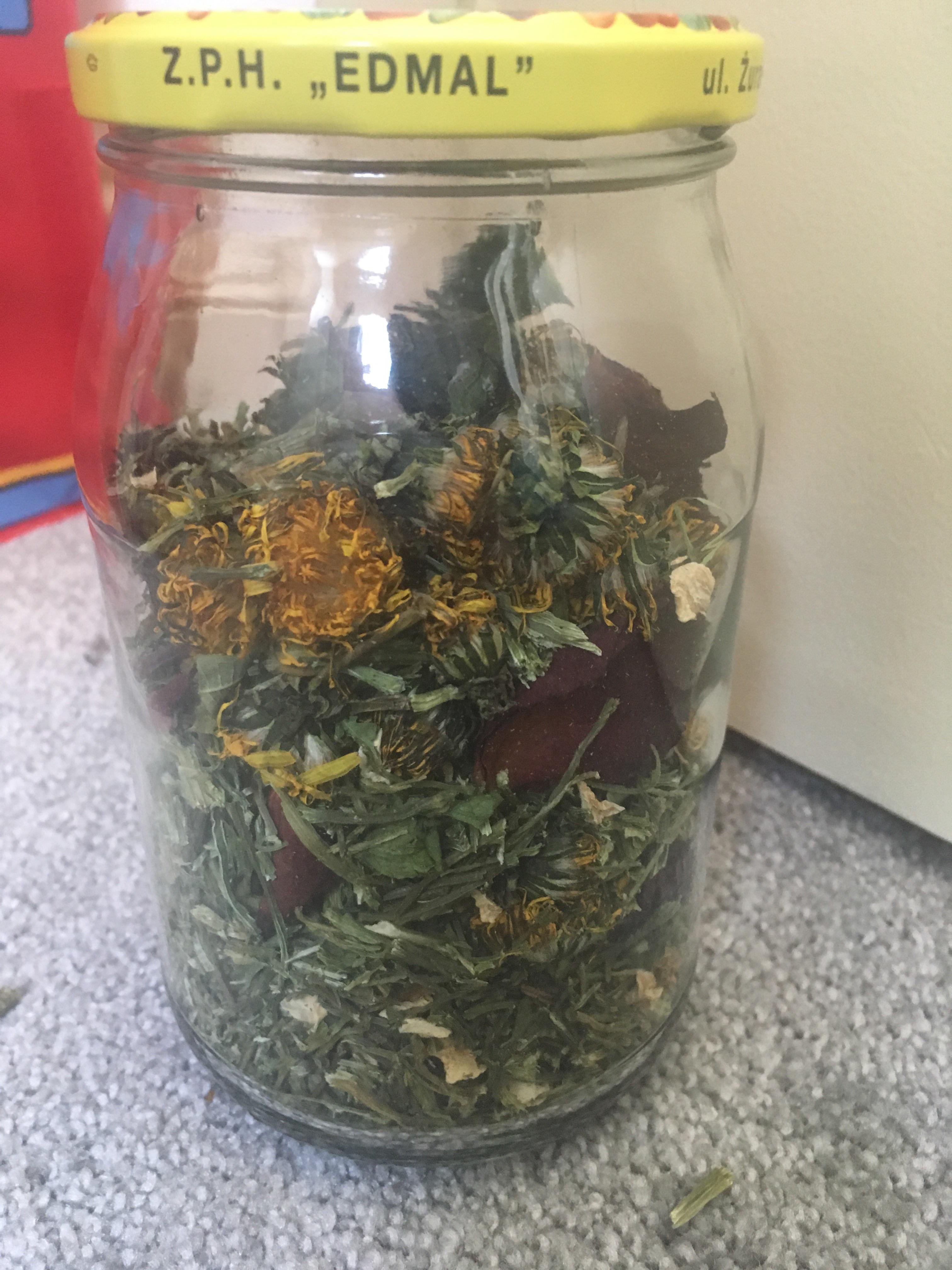 I found out about herbs for hamsters from Victoria Raechel! Here’s my