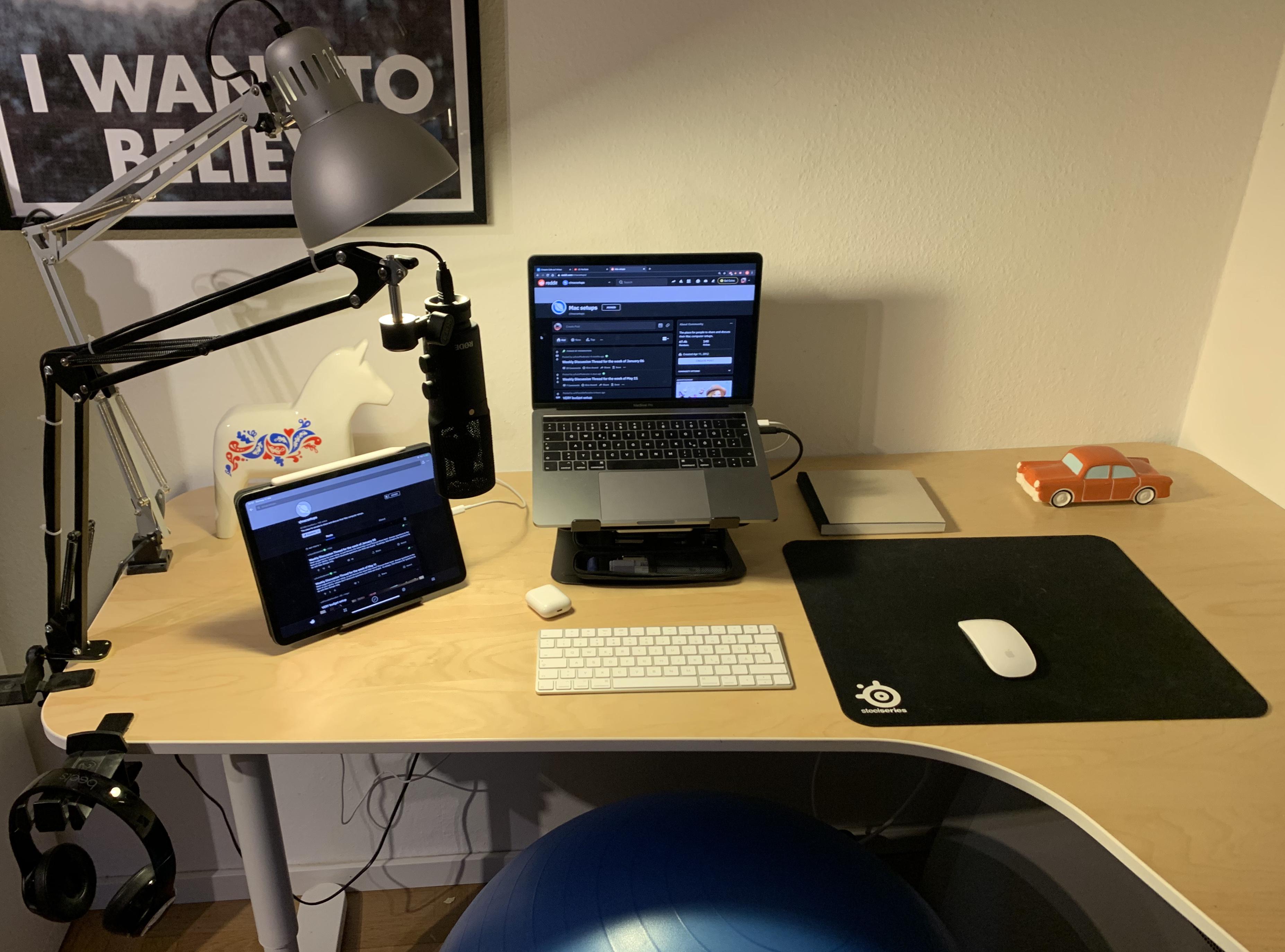 Uni Setup featuring hidden USBHub and Ergonomic Sitting r/macsetups