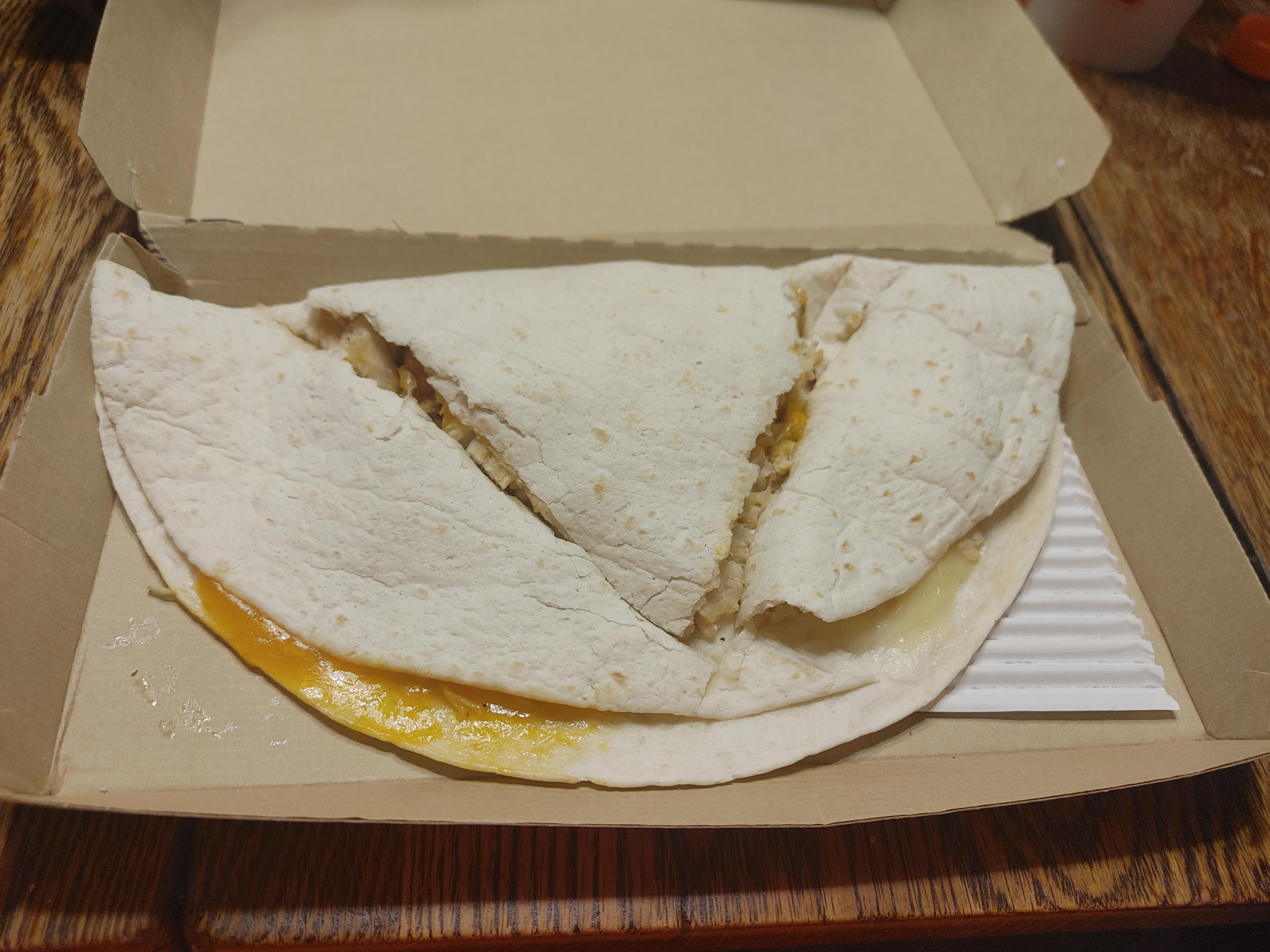 Wawa cut my quesadilla the wrong way r/mildlyinfuriating