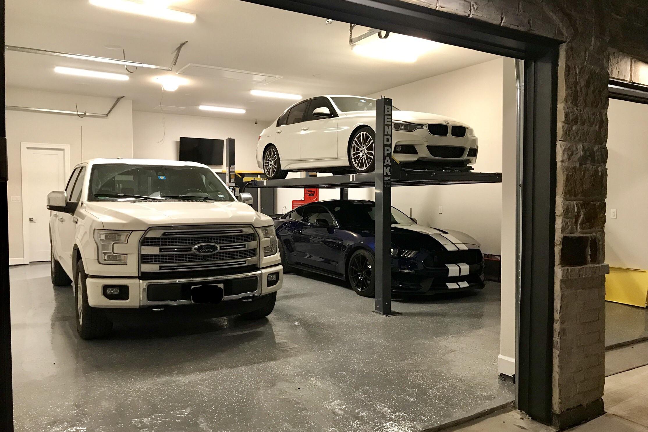 Finally getting the new garage set up! r/garageporn