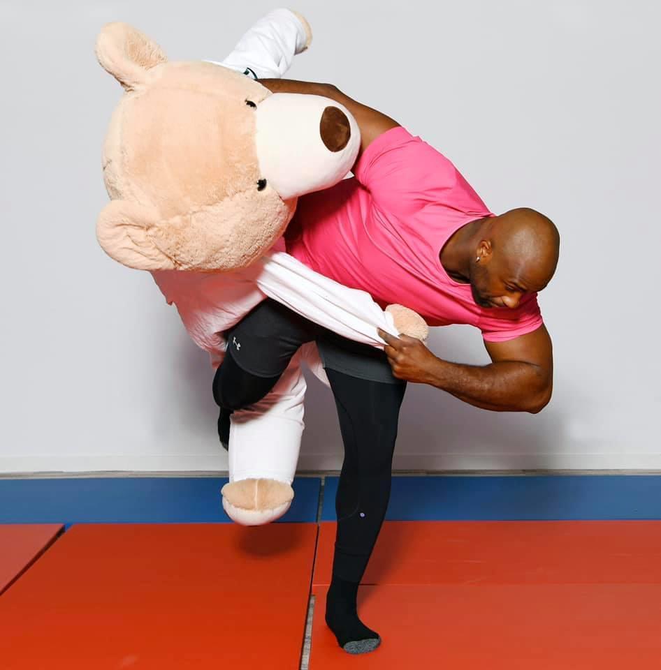 Wanna know the best throwing dummy for judo? Legendary French judoka