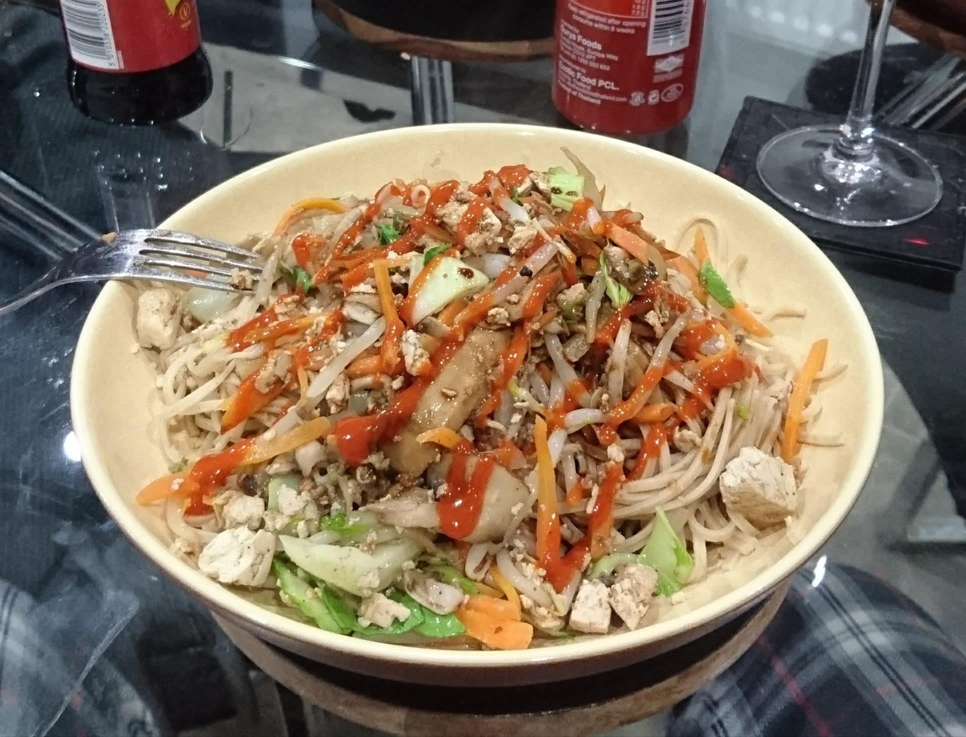 Tofu stir fry for Thursday night dinner r/vegetarian