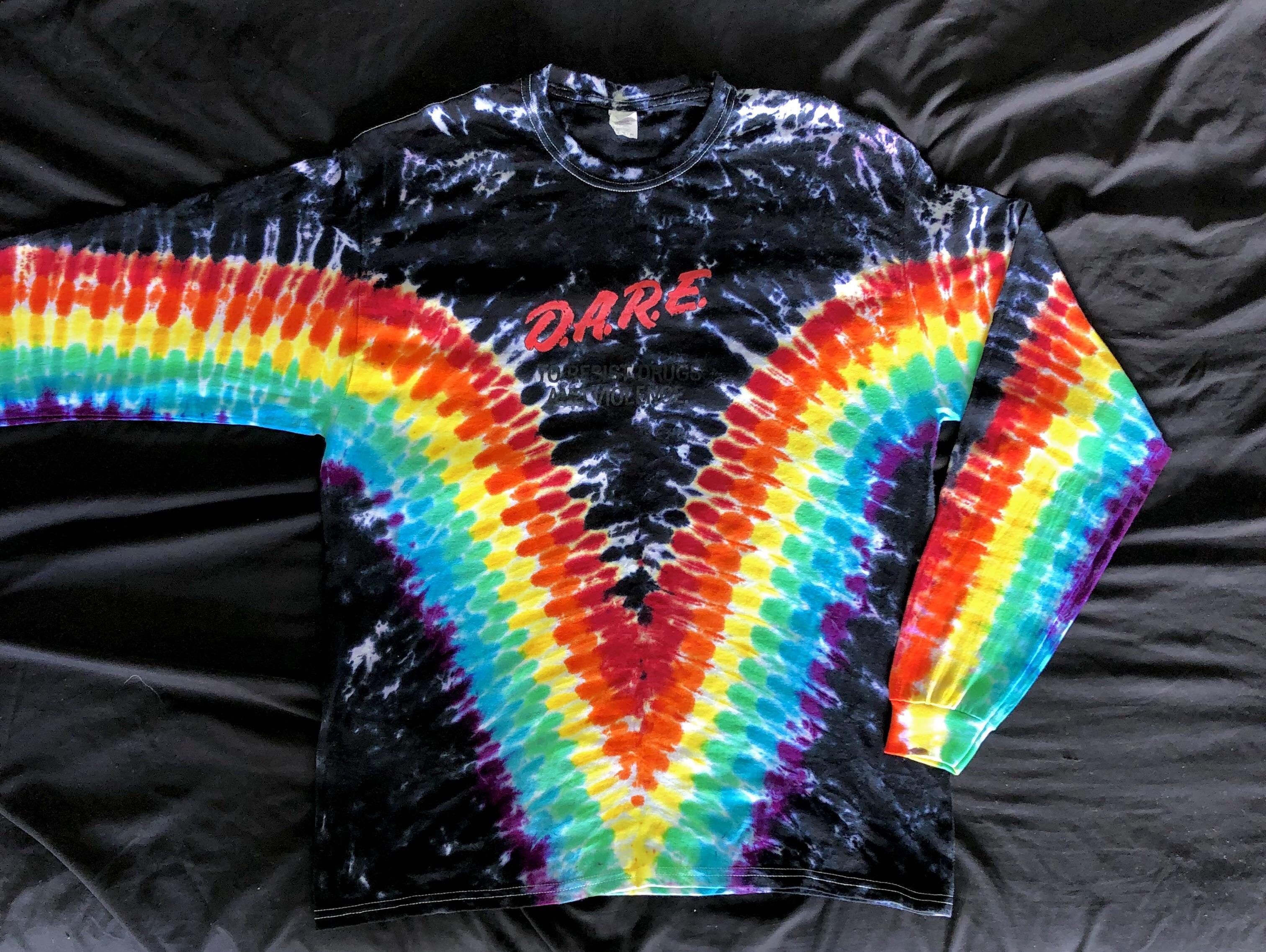 Possibly the coolest shirt I’ve ever tie dyed r/somethingimade