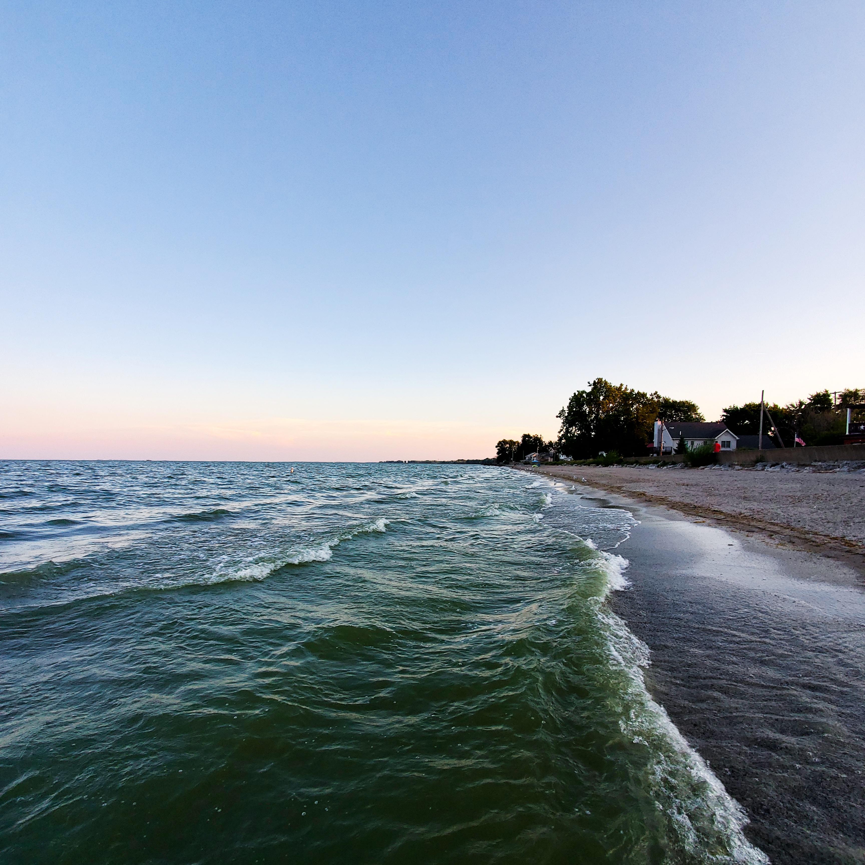 First post. Luna Pier Beach. Luna Pier, MI r/LandscapePhotography