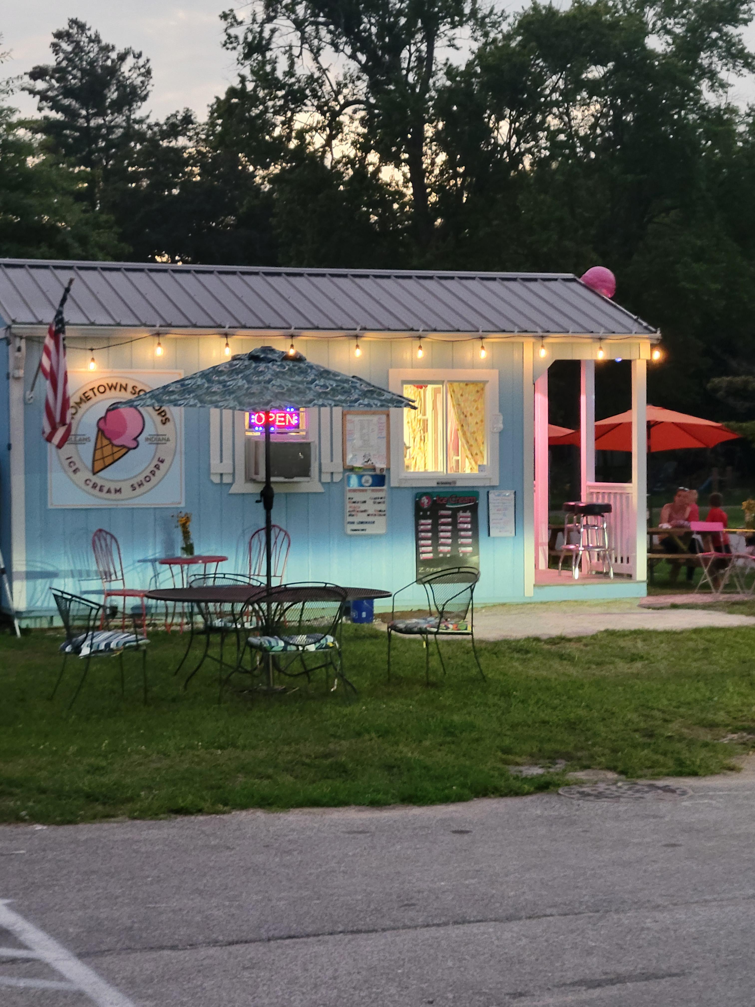 Ice cream shop , Orleans In r/Indiana