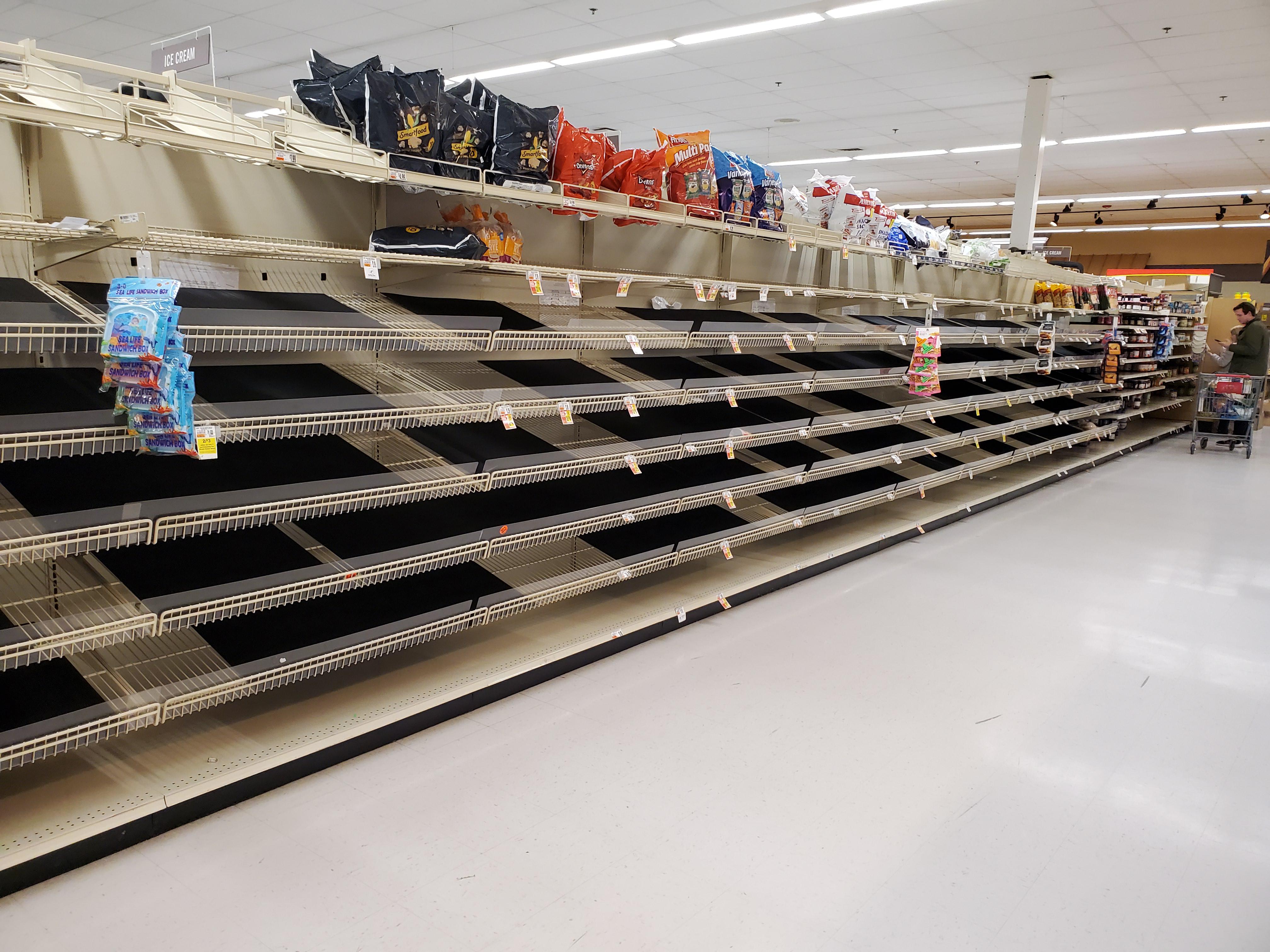 The bread aisle at the Columbia Ave Giant r/lancaster