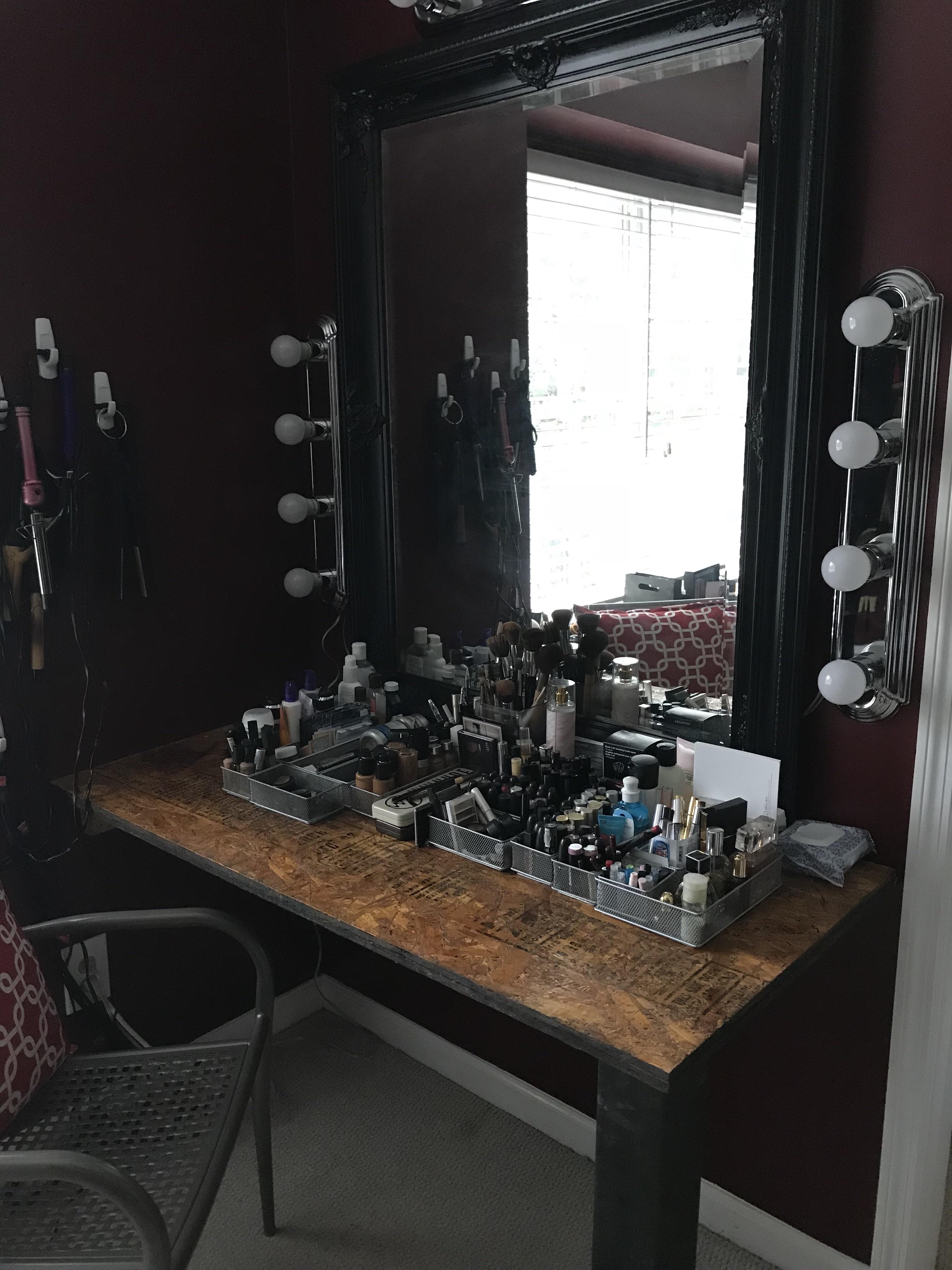 My DIY makeup vanity on a budget!