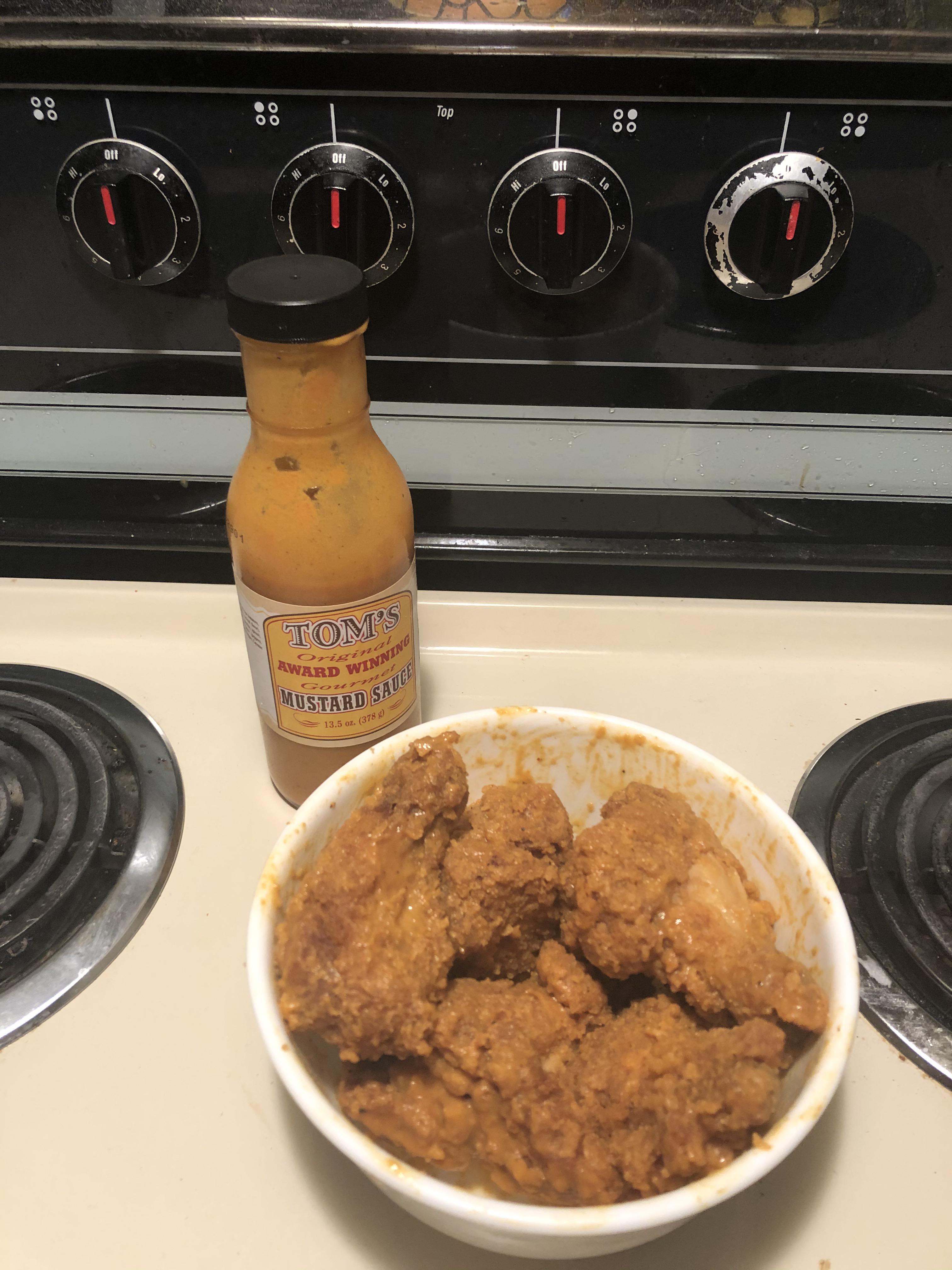 My new favorite snack! Publix hot and spicy chicken wings tossed in Tom