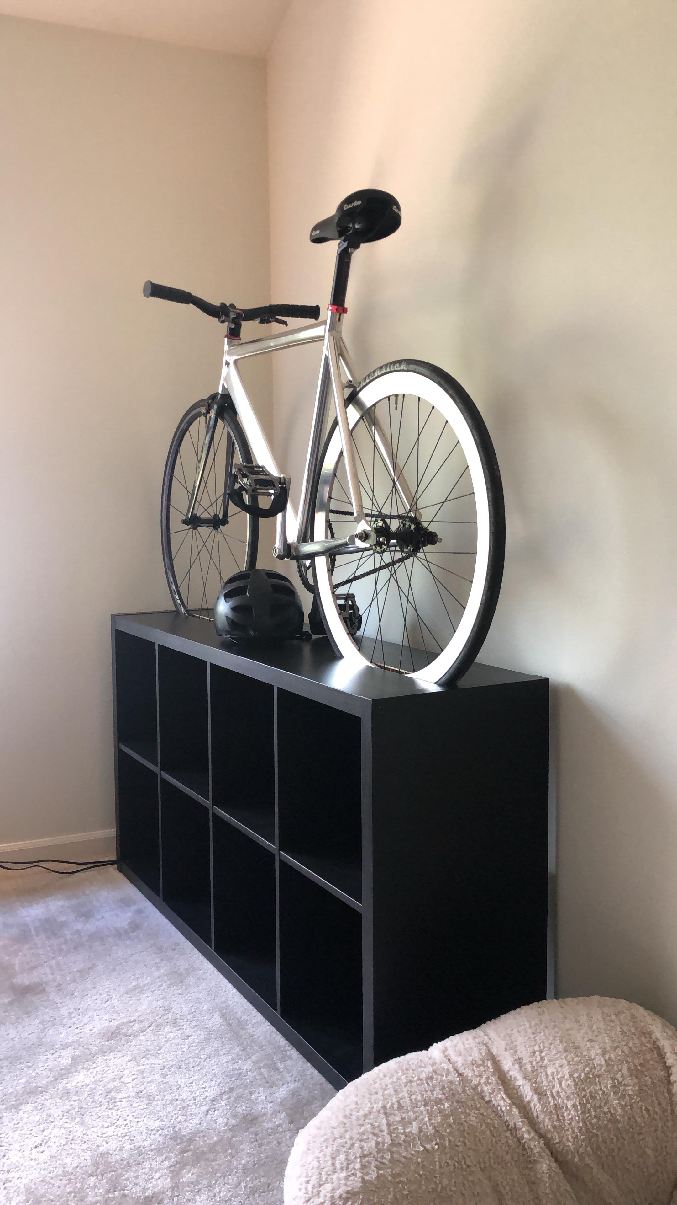 Turned a cheap Ikea bookshelf into a bicycle display stand r