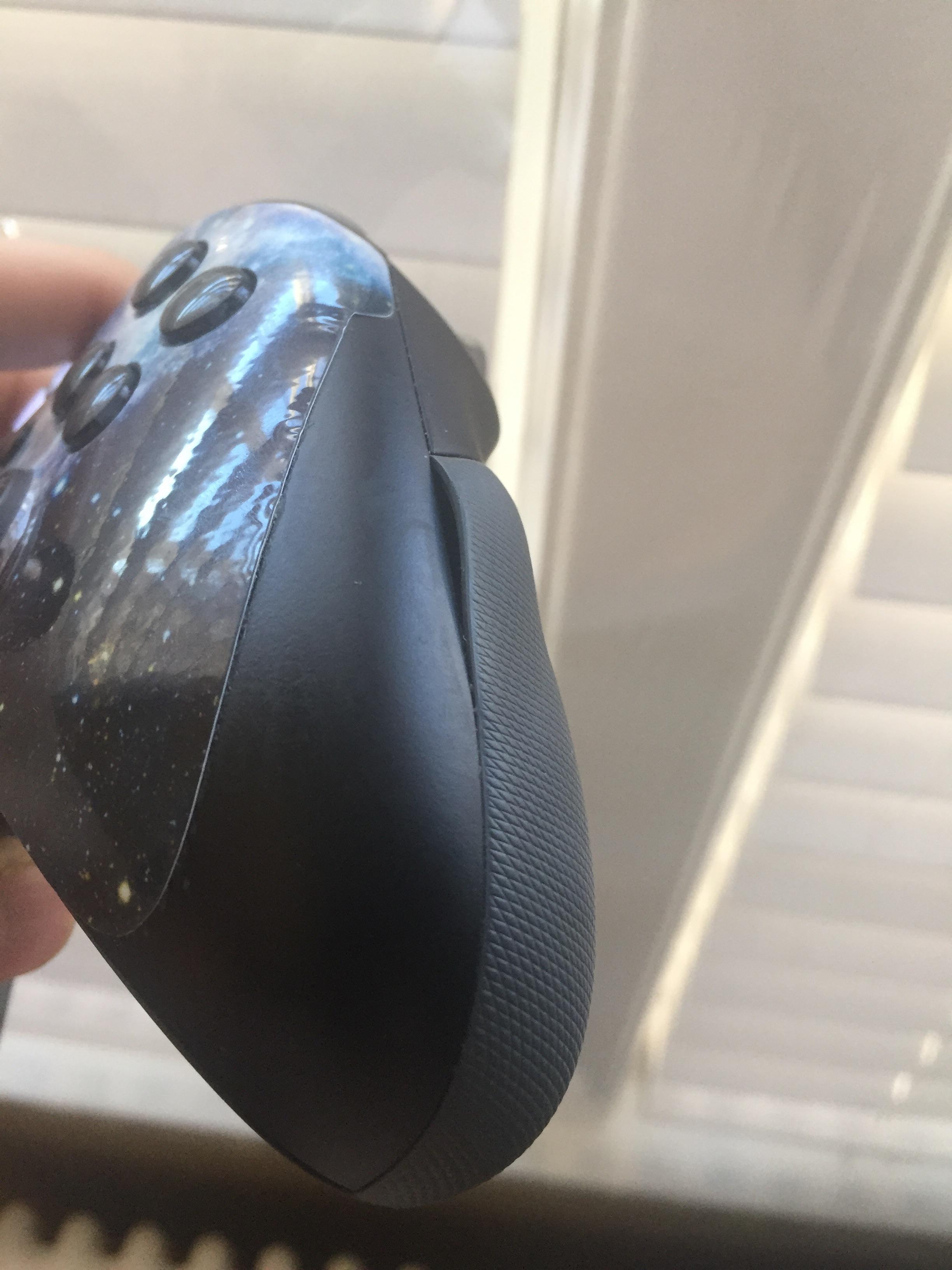 The grip is coming loose in one spot on my Elite Controller. Anyone