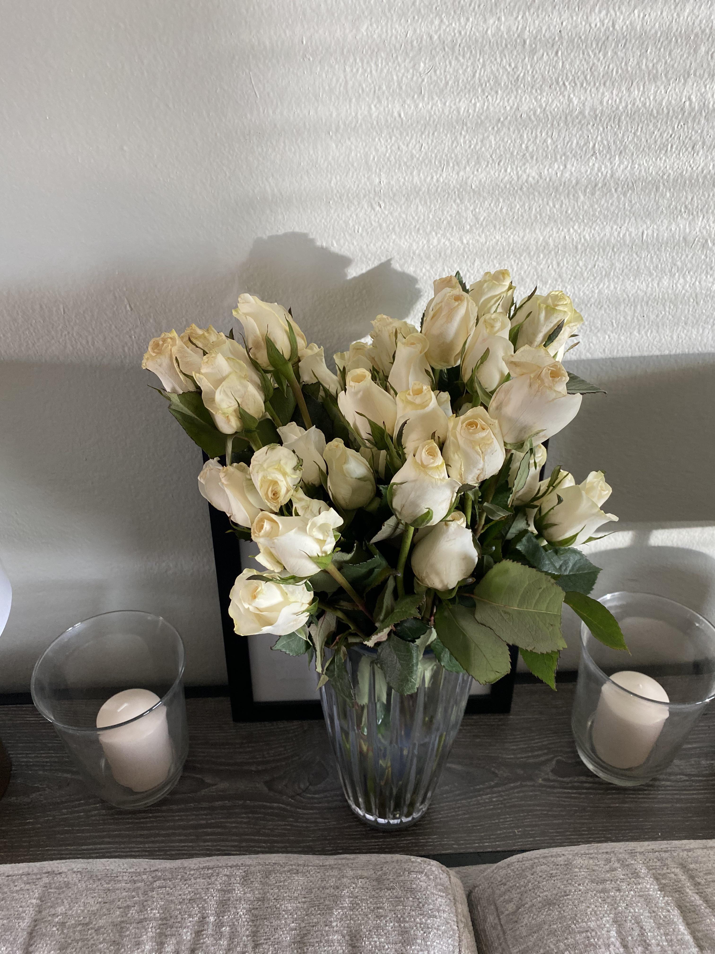 Valentine’s Day roses r/Costco