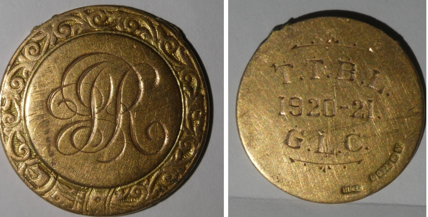 Found this in the UK, any ideas what it is, it is 9ct gold, Birmingham