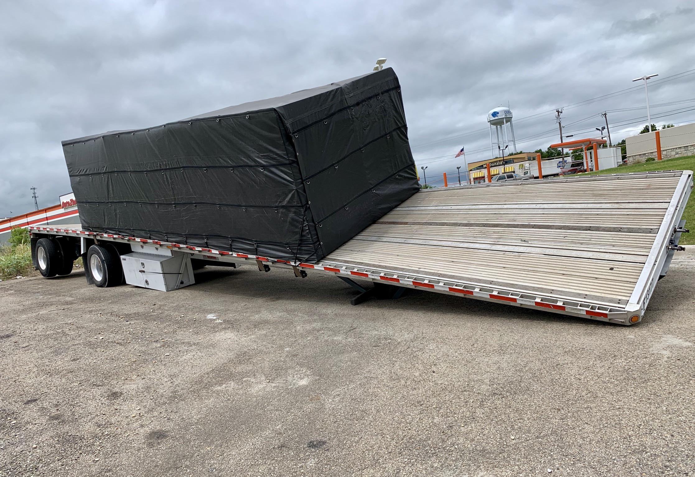 Walmart in Quinlan, TX r/Truckers