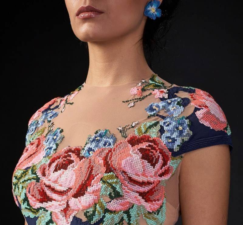 [PIC] Cross Stitch Dress! 😱 r/CrossStitch