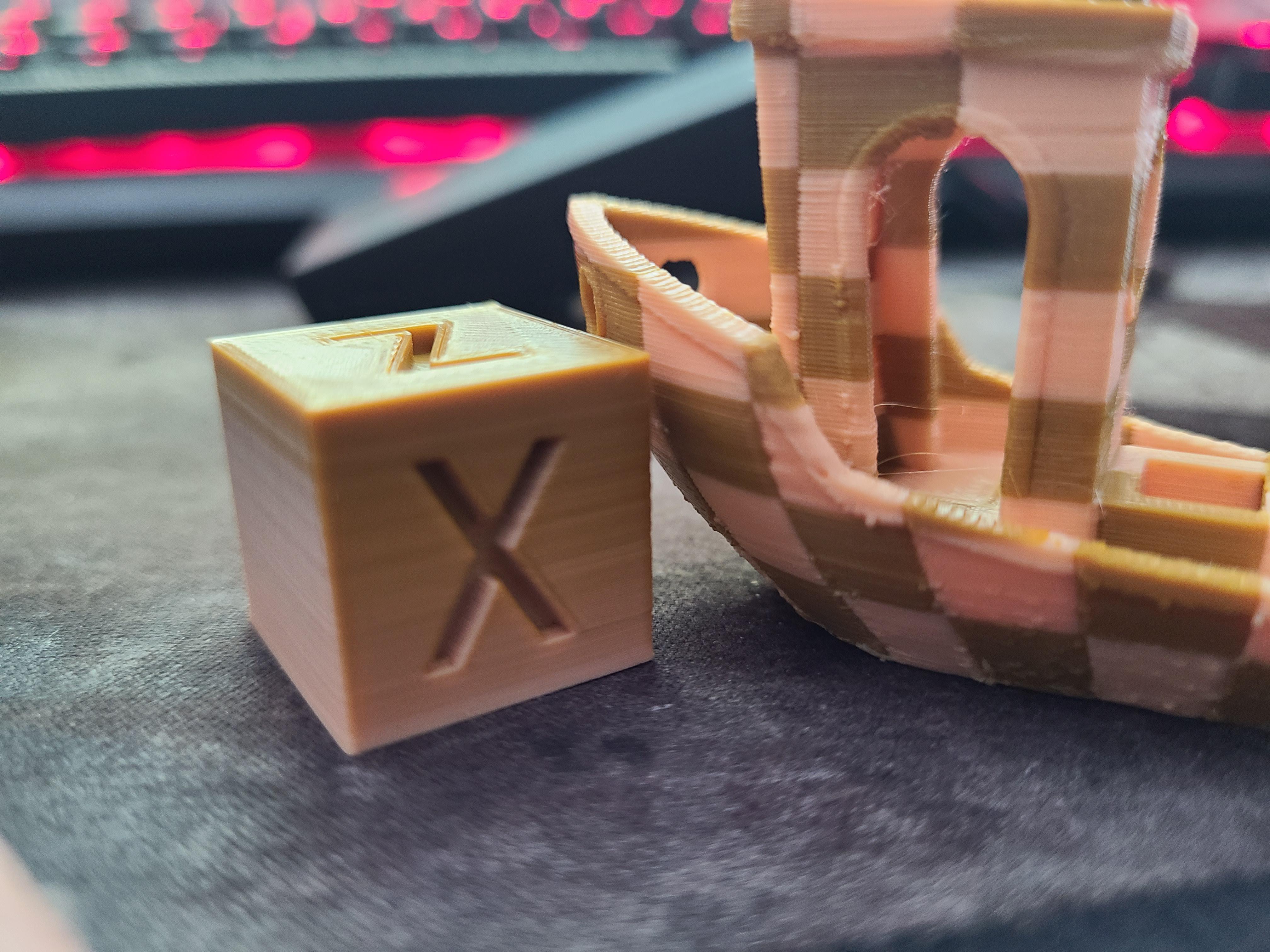 My calibration cube had a good external walls but when I print a benchy