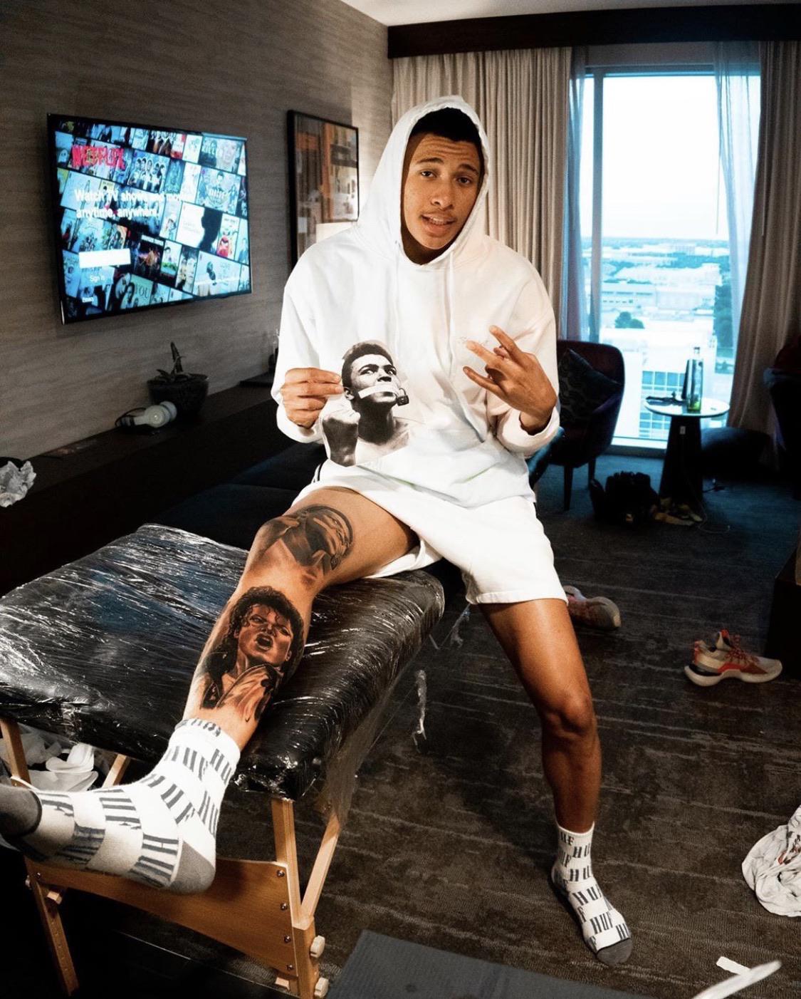 RJ Hampton showing off his Michael Jackson leg tattoo MichaelJackson