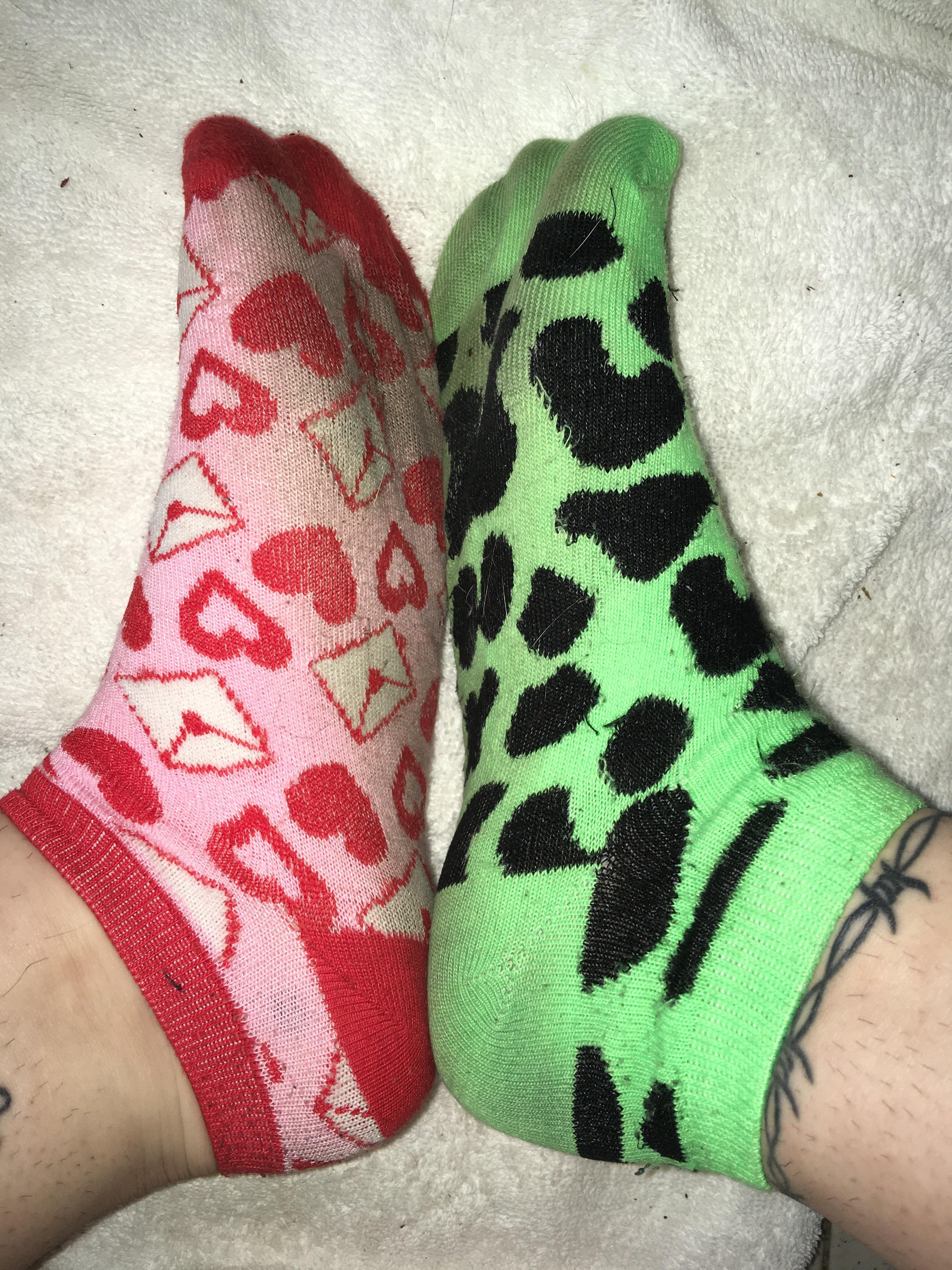 my stinky socks r/sockfetish