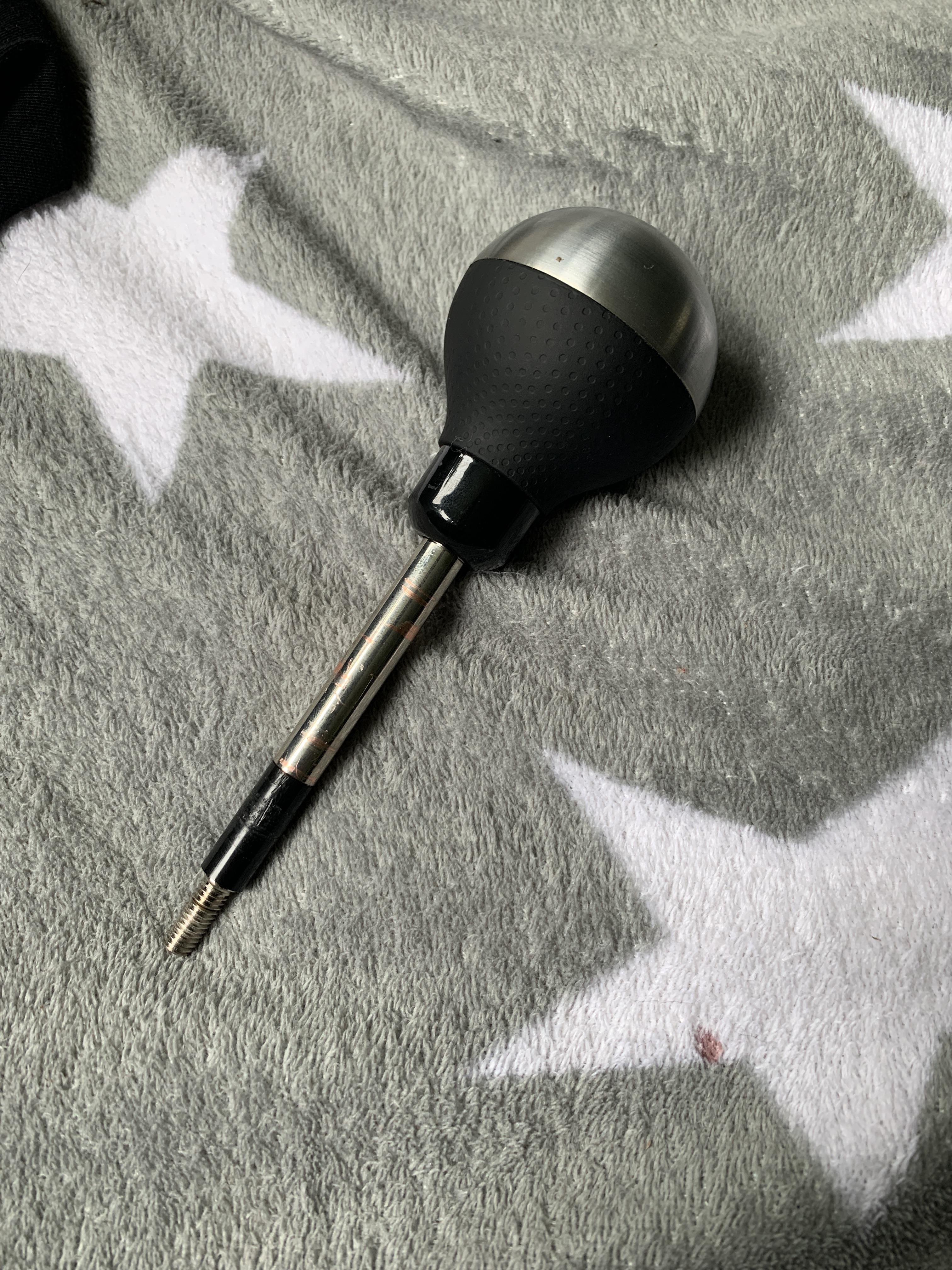 Th8a shifter knob stuck to the stick r/simracing