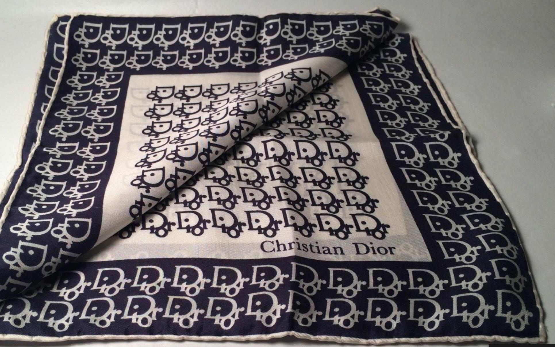 Looking for this pocket square r/DhGateReps