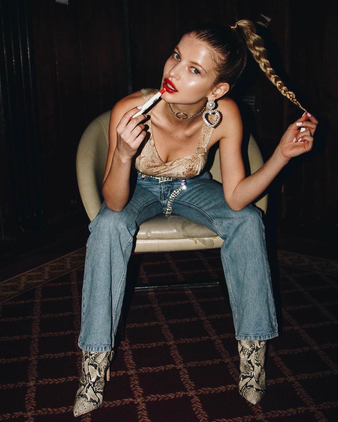 Emily Grace Hime EmilyGraceHime