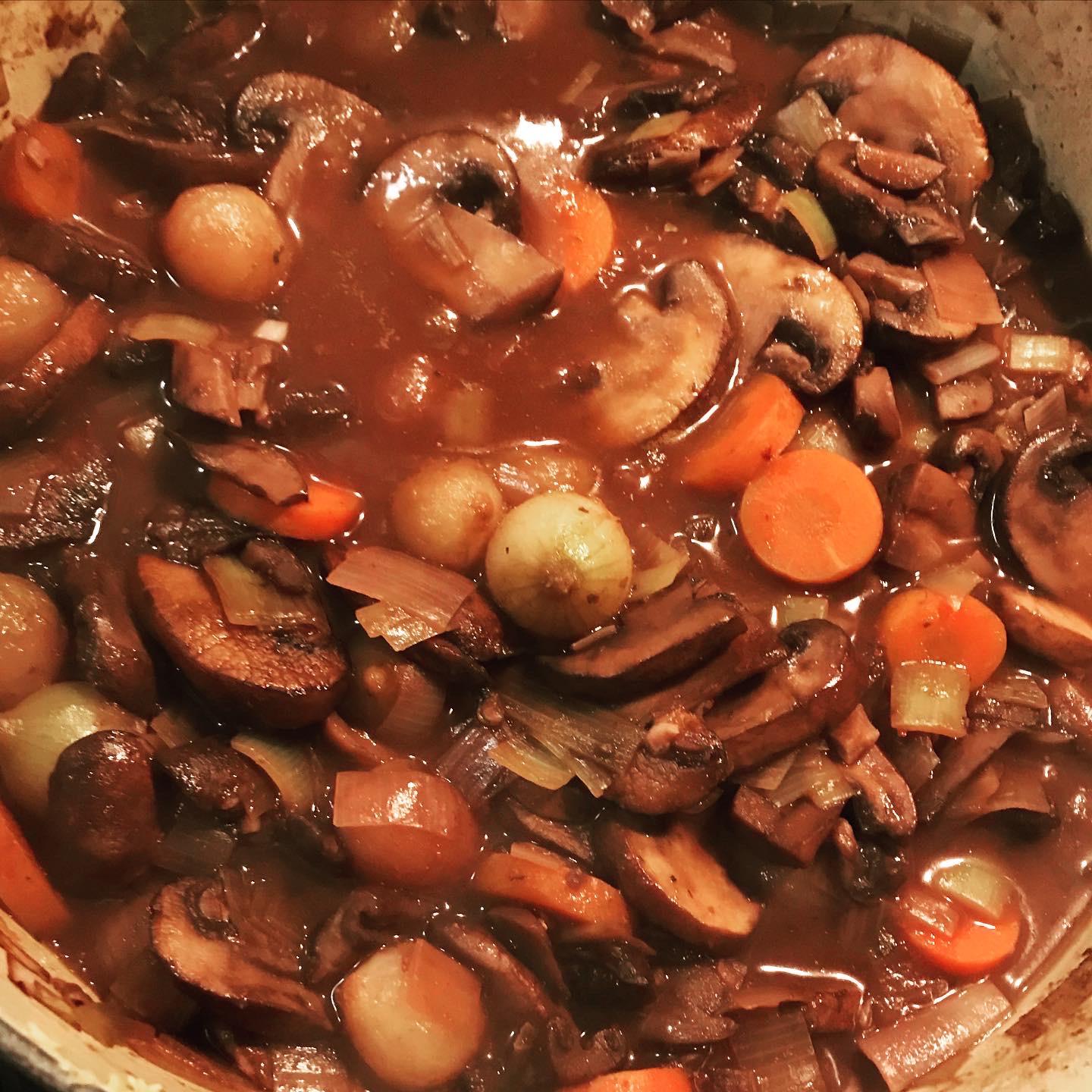172 calorie Mushroom Bourguignon r/Volumeeating