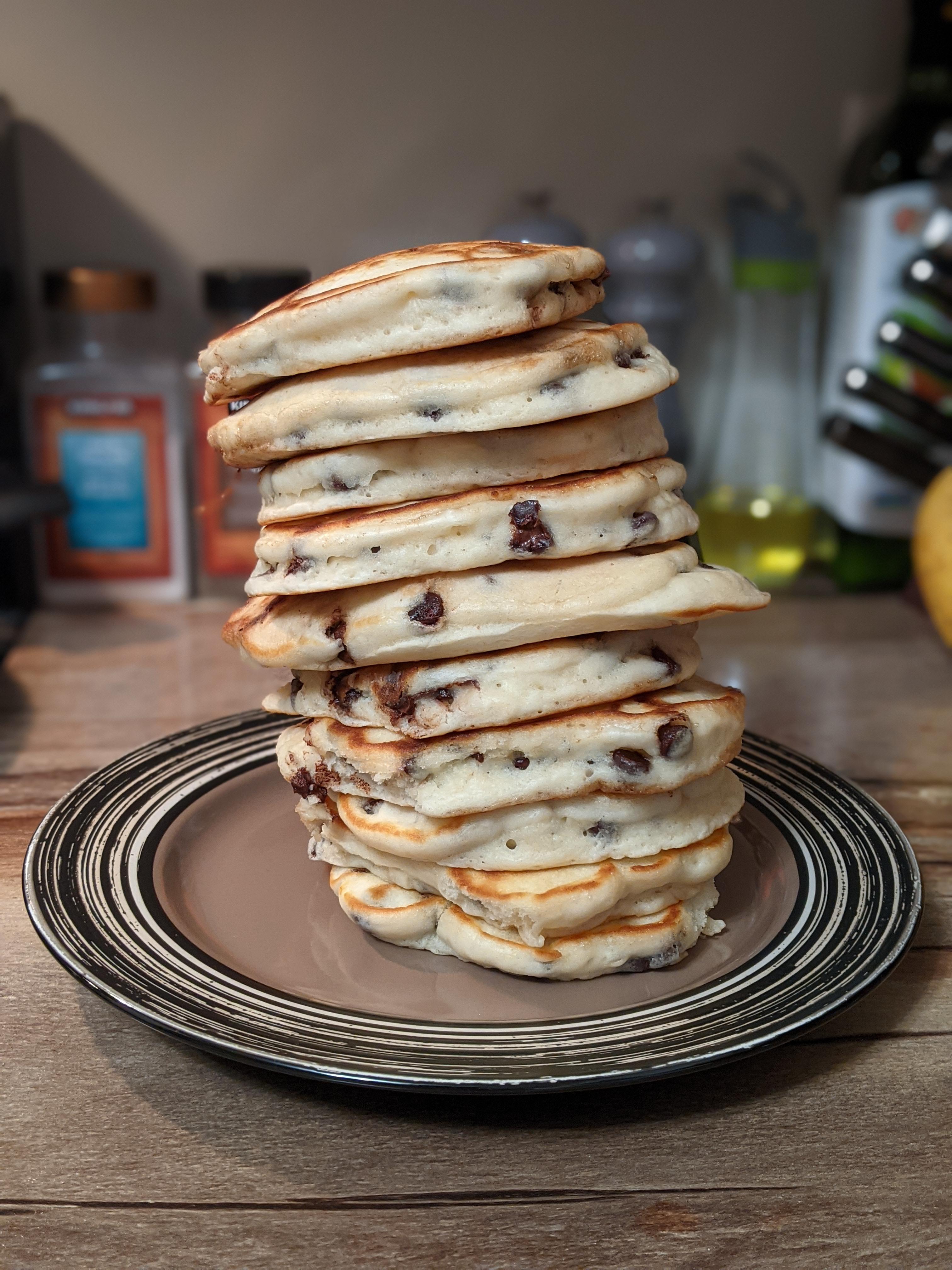 [Homemade] Chocolate chip pancakes r/food