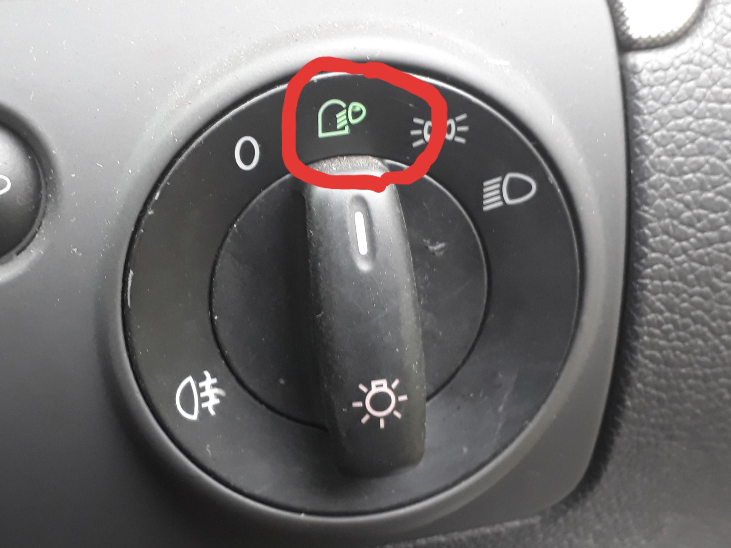 What does this symbol mean on my lights? VW Golf mk 5. r/vwgolf