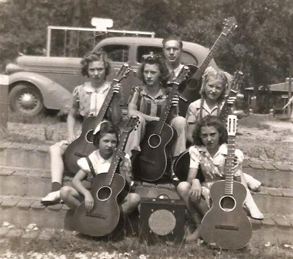 Future Musicians of Kentucky My Grandmother (front left). 1941 r
