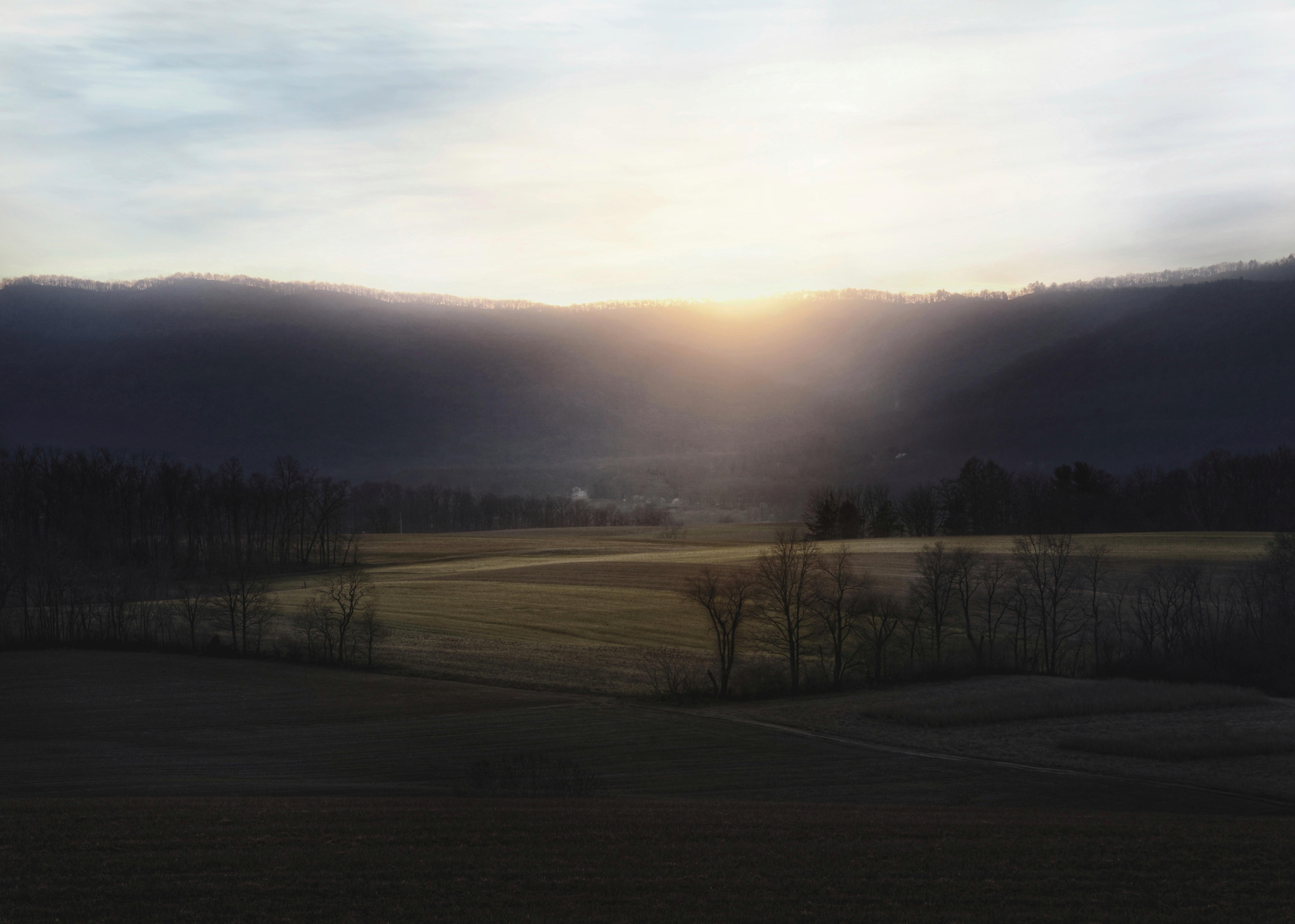 A sunset in Edenville, Pennsylvania [oc] r/naturepics