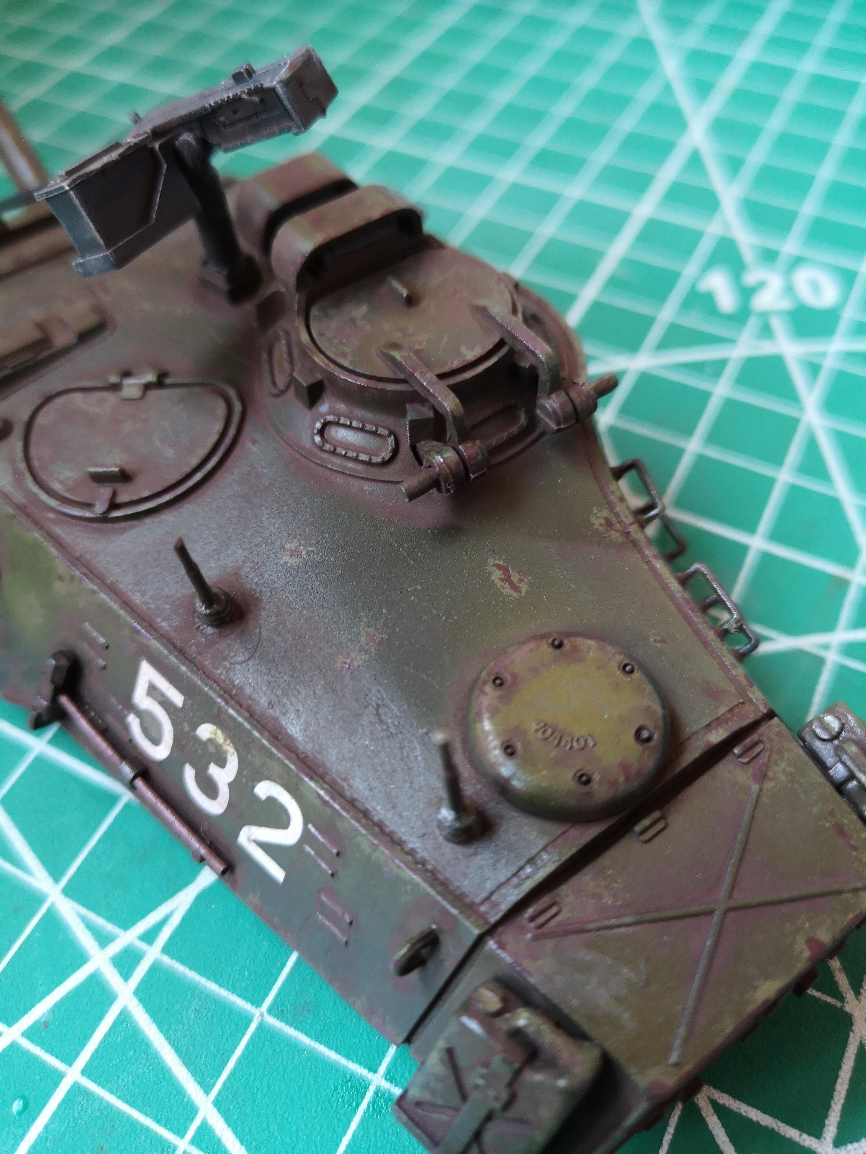 Paint chipping and clay wash on Tamiyas M41 Walker Bulldog. r/modelmakers