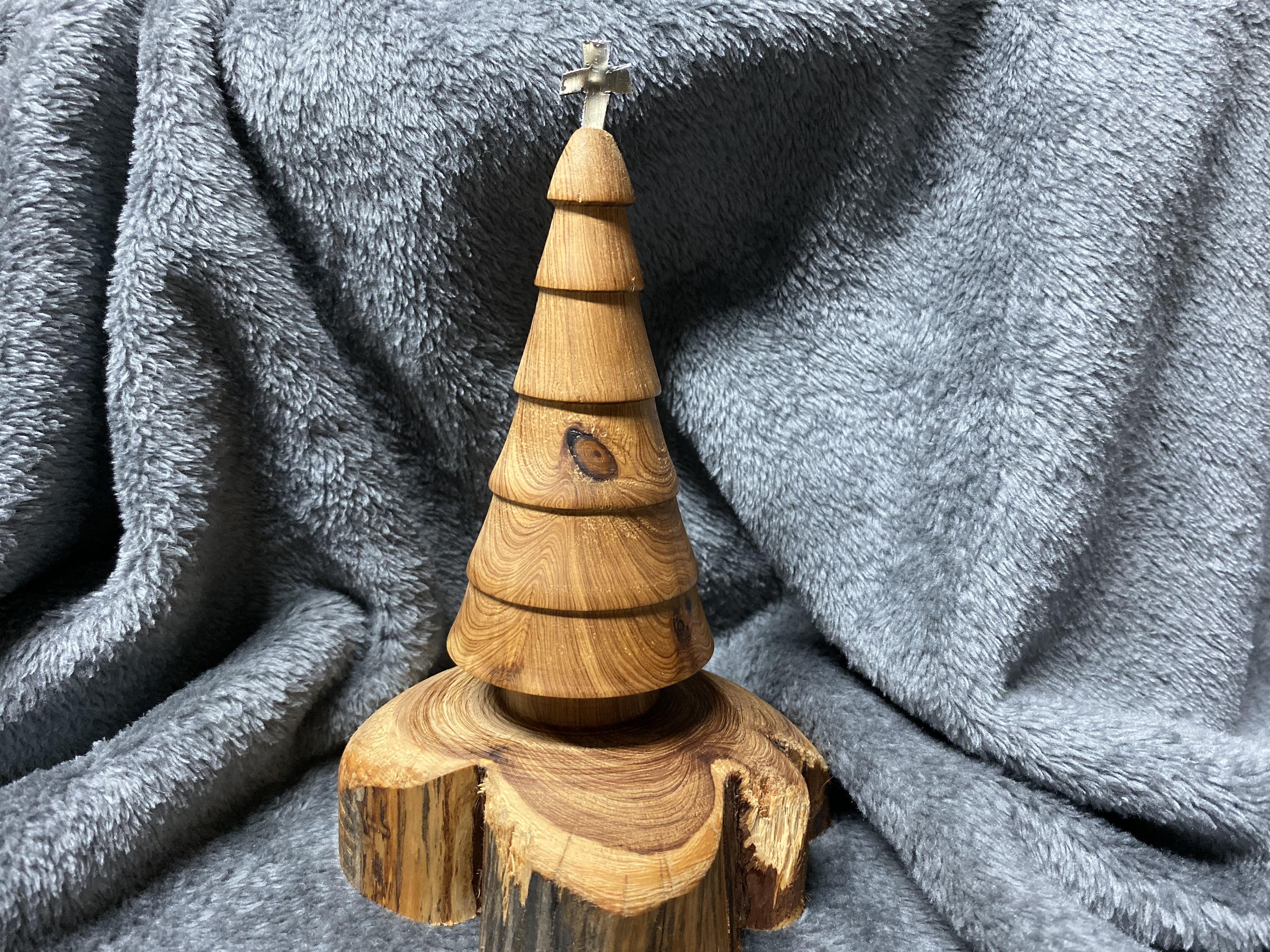 Rustic Cedar Christmas Tree r/turning