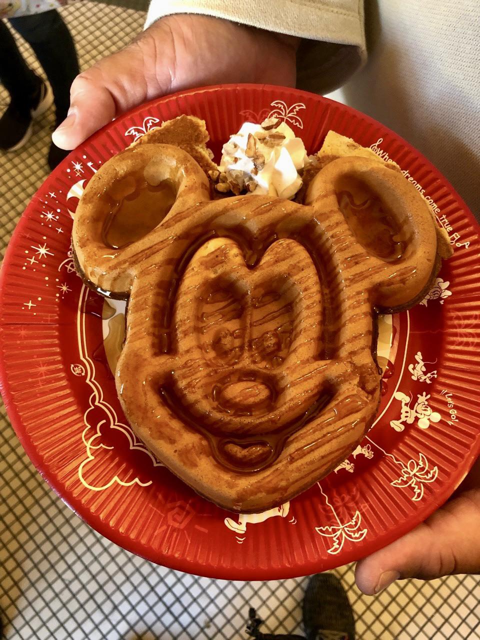Mickey Waffle from Tokyo Disneyland r/disneyparks