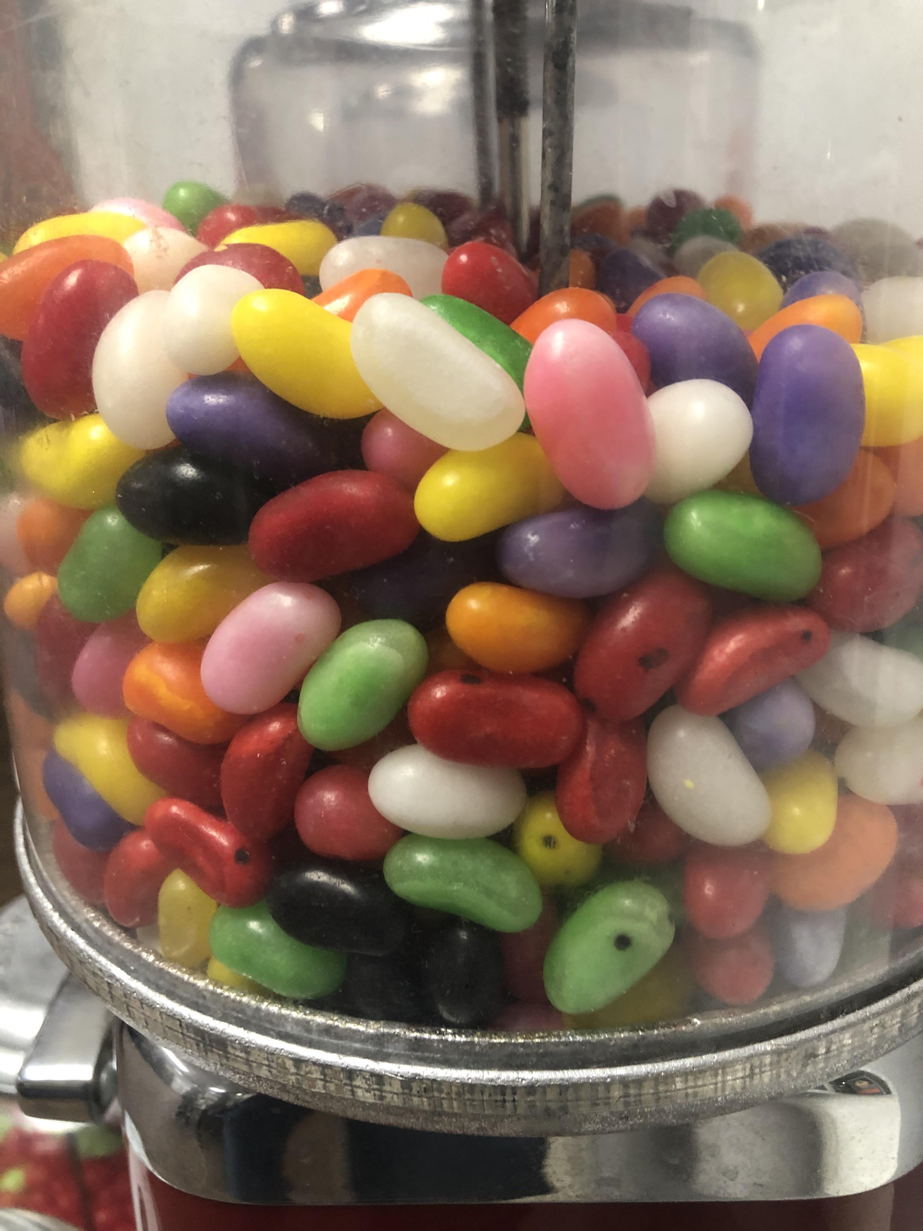 Every see moldy jelly beans? r/pics