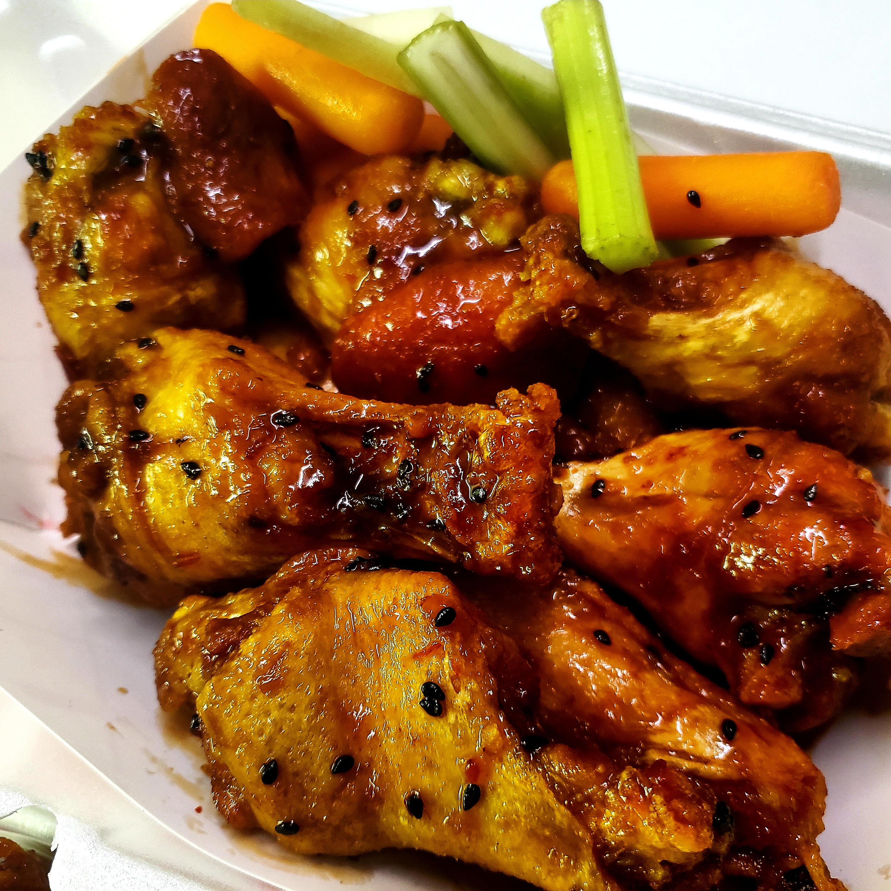 Asian glaze wings with toasted sesame seeds r/Wings