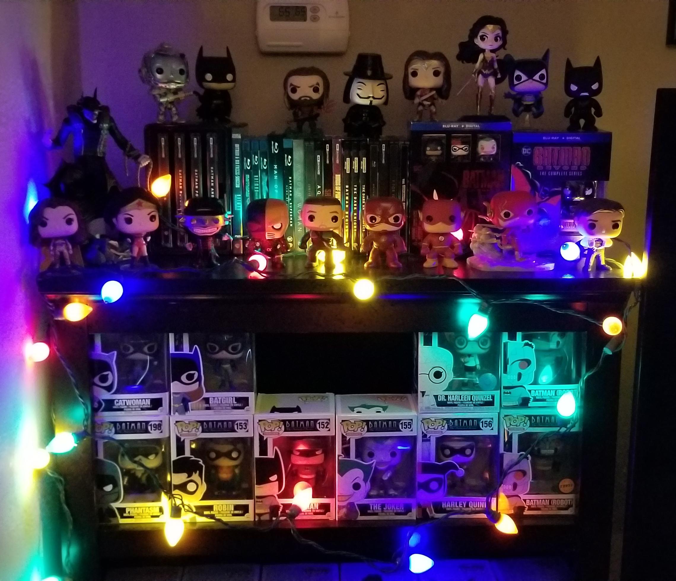 Jingle Bells Batman Smells, Robin Laid an Egg! r/funkopop