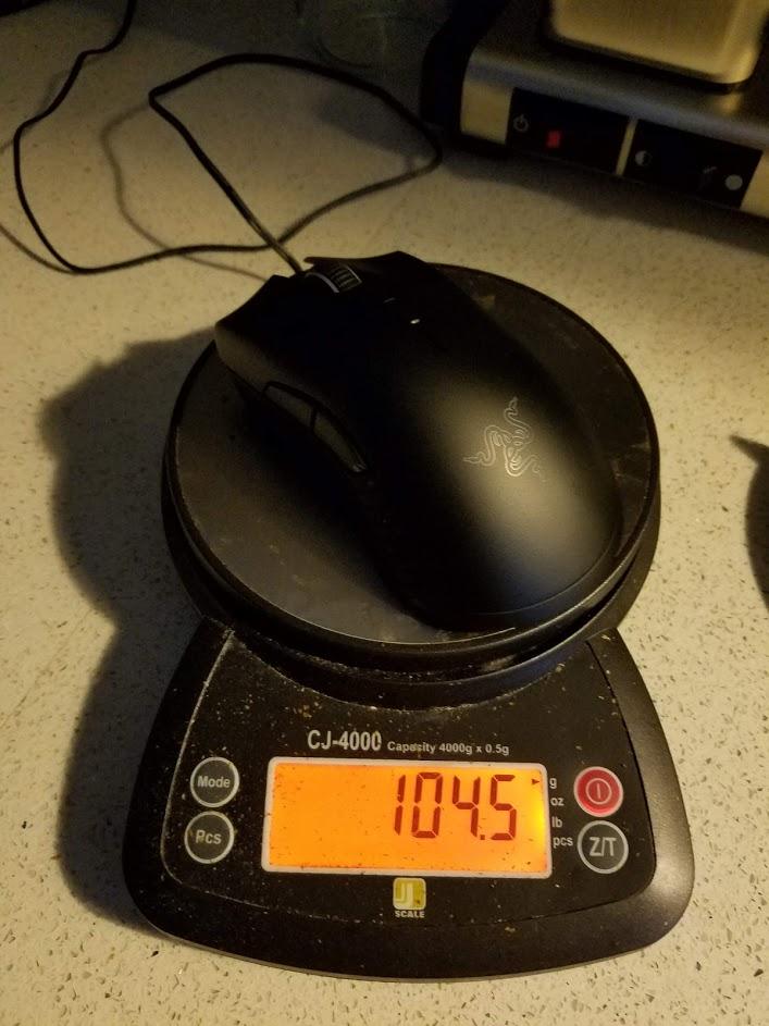 Razer Mamba Wireless 104.5g without the battery door