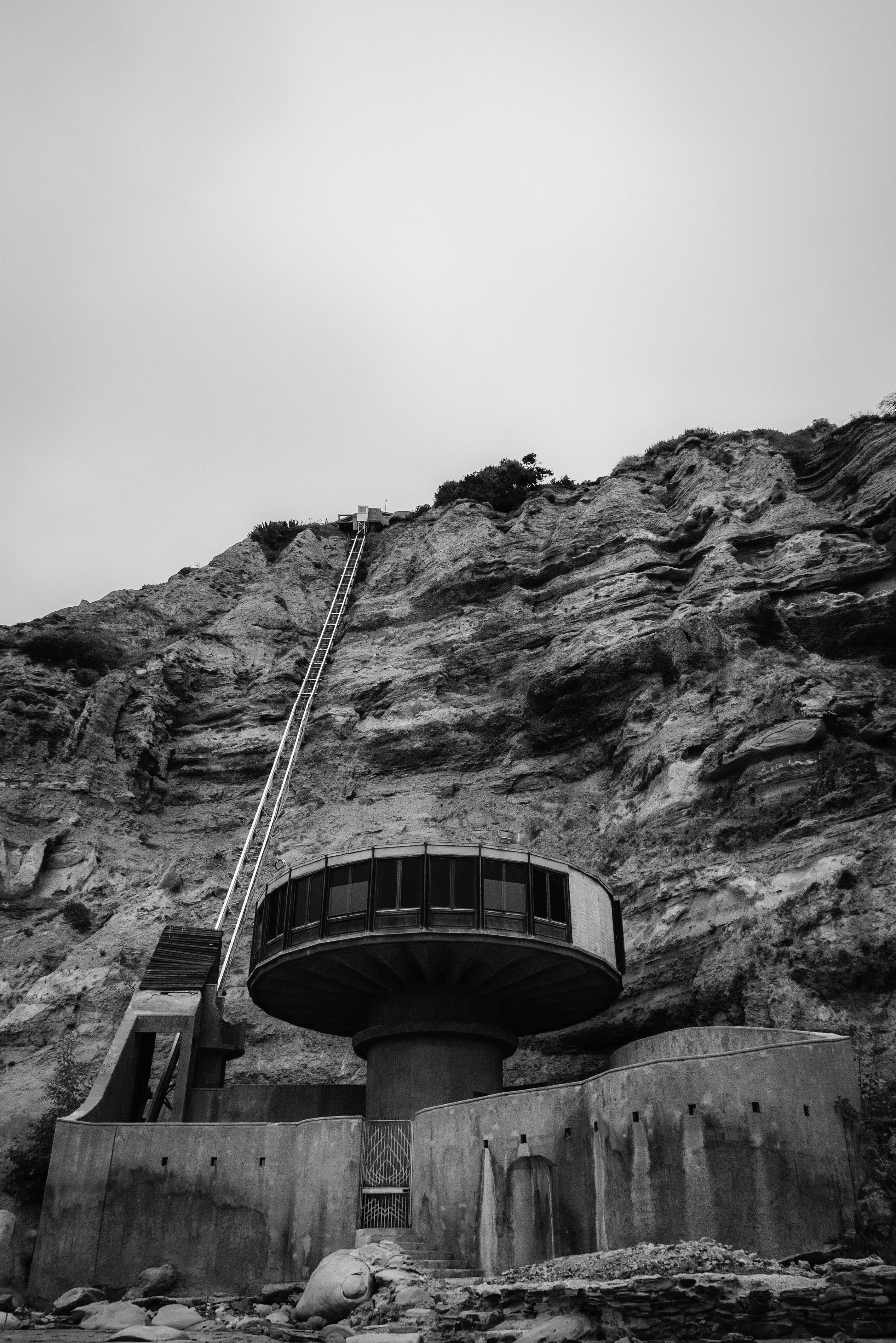 Mushroom House (the Bell Pavilion) in La Jolla r/sandiego