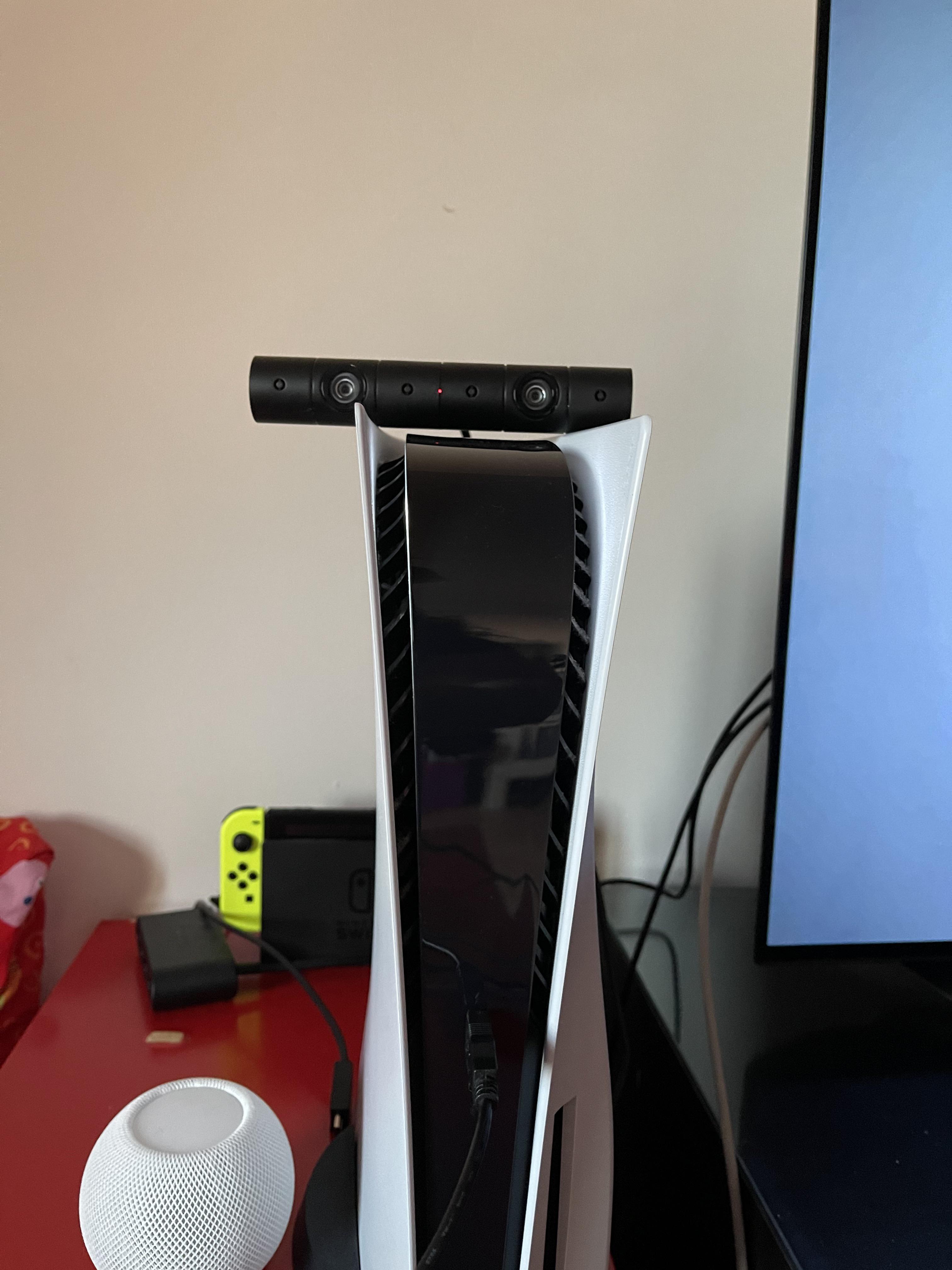 I use the PS5 itself as a stand for the PS Camera. r/PSVR